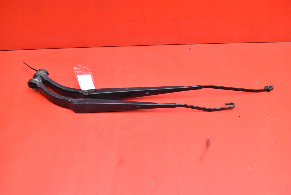 wiper arm front EU SUBARU LEGACY 5 V 09-13