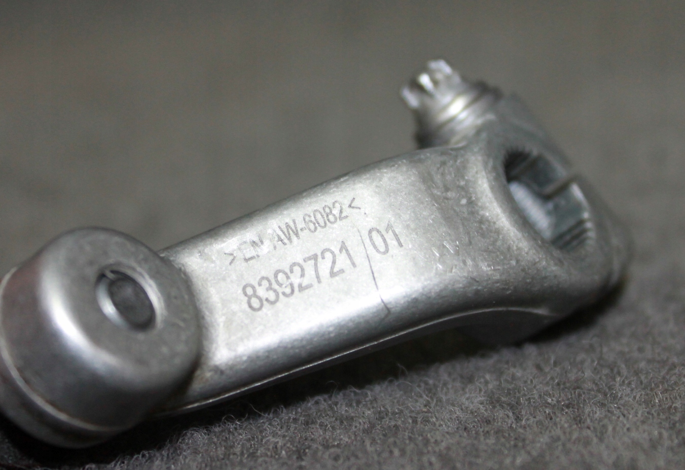 BMW R18 R1800 CIEGLO DZWIGNIA ZMIANY BIEGOW Numer katalogowy czesci 8392721