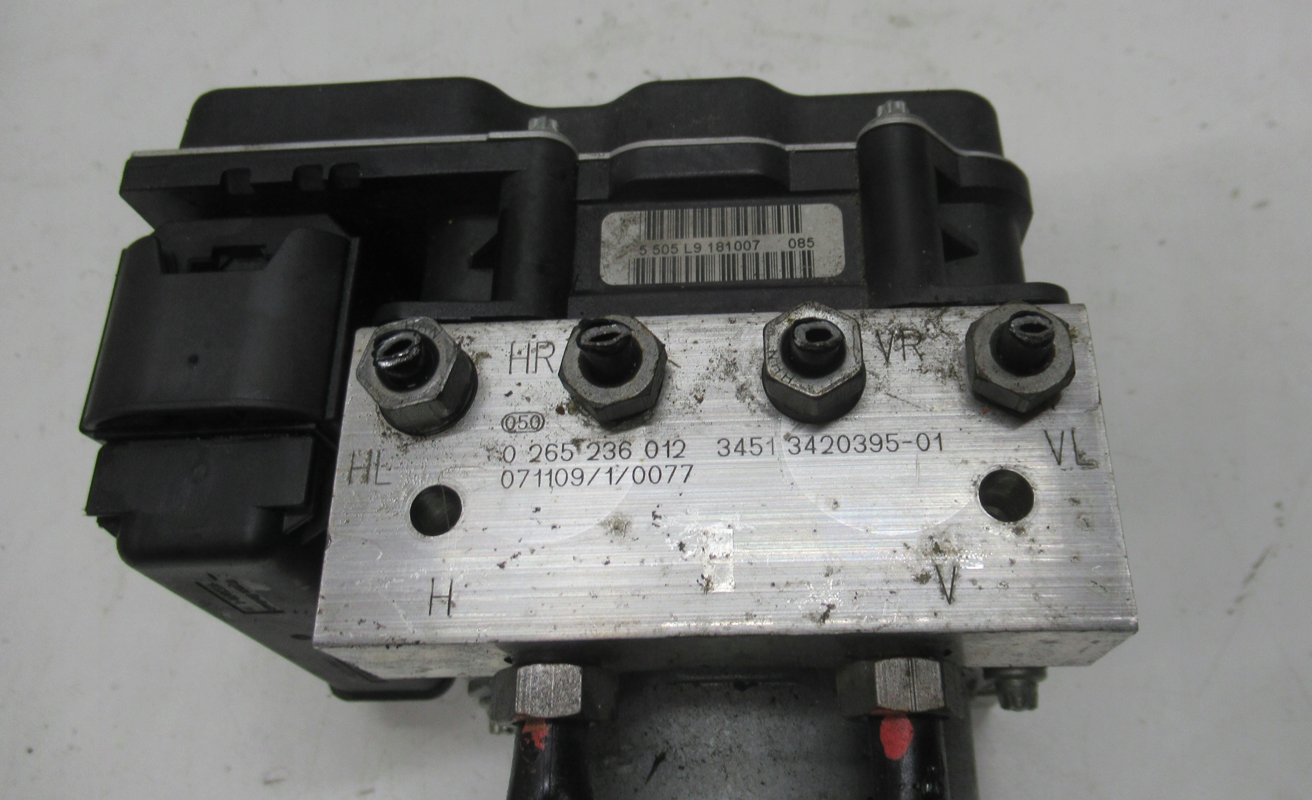 BMW X3 E83 Pompa ABS 3420395 3420395 0265950489