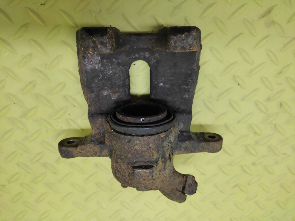 LAND ROVER DISCOVERY III caliper brake left rear part