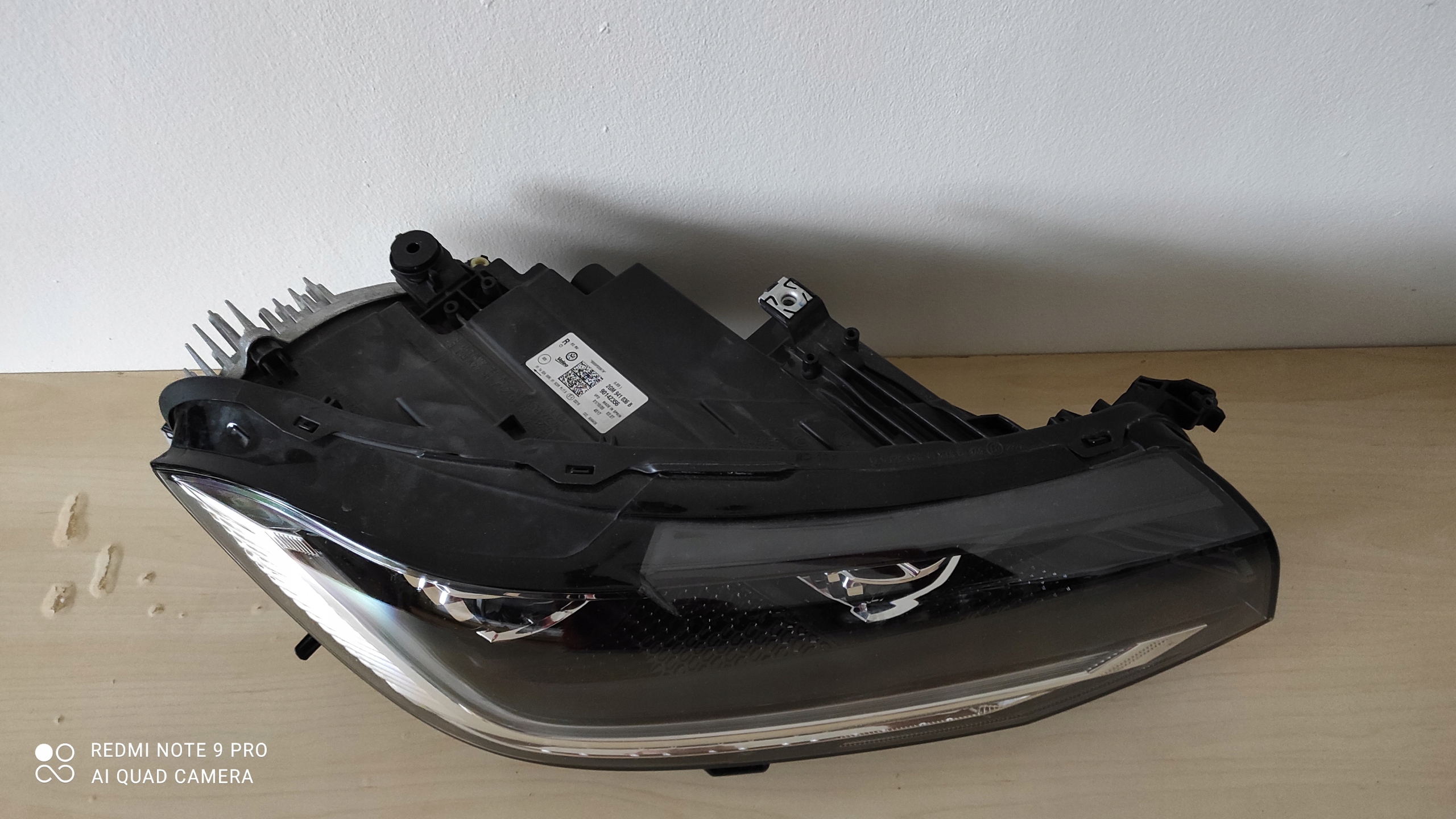 VW T-CROSS Lampa Prawa Lewa Full Led Producent części Valeo