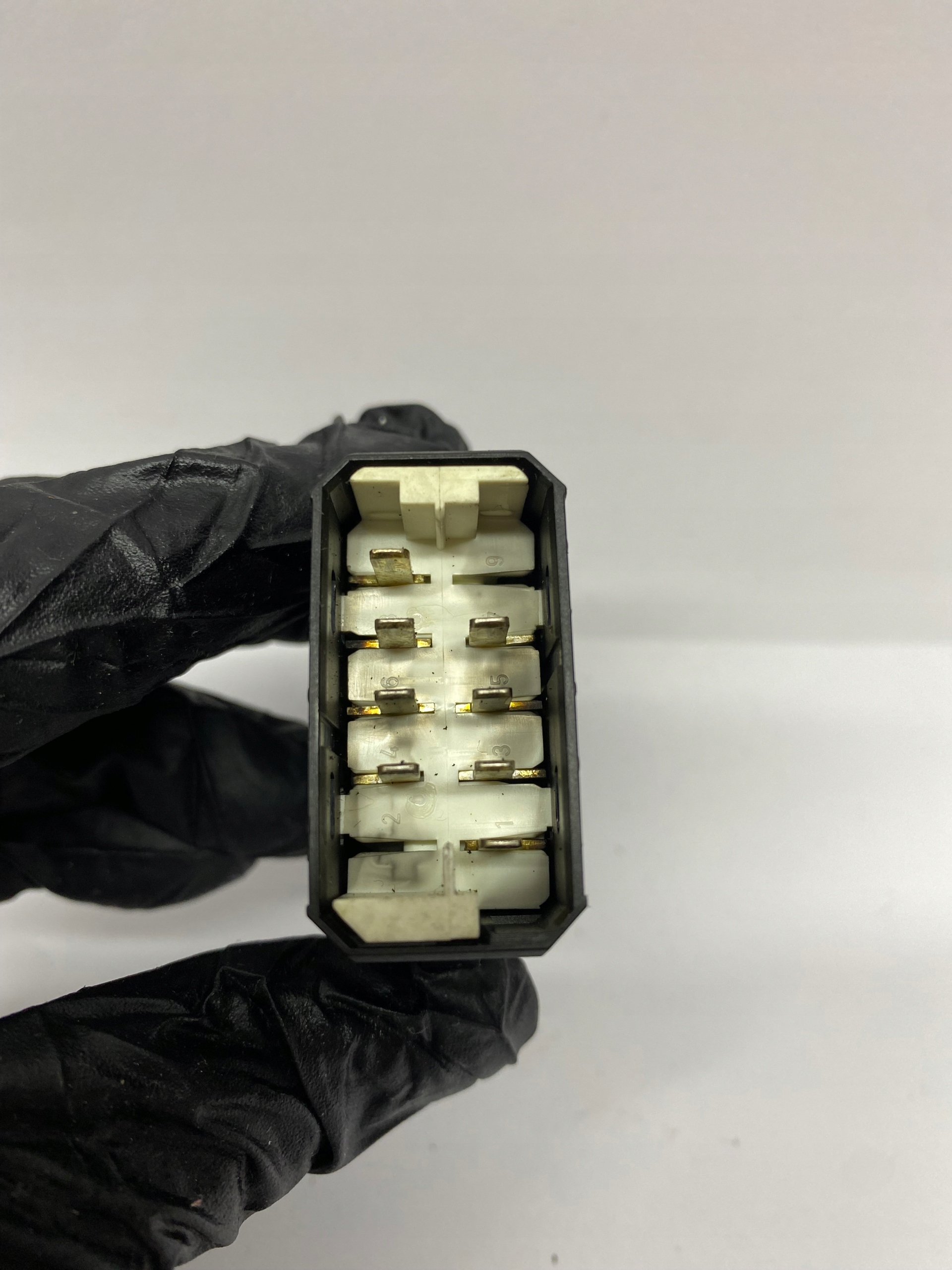 switch lighting cabs MERCEDES W638 VITO 0045453707
