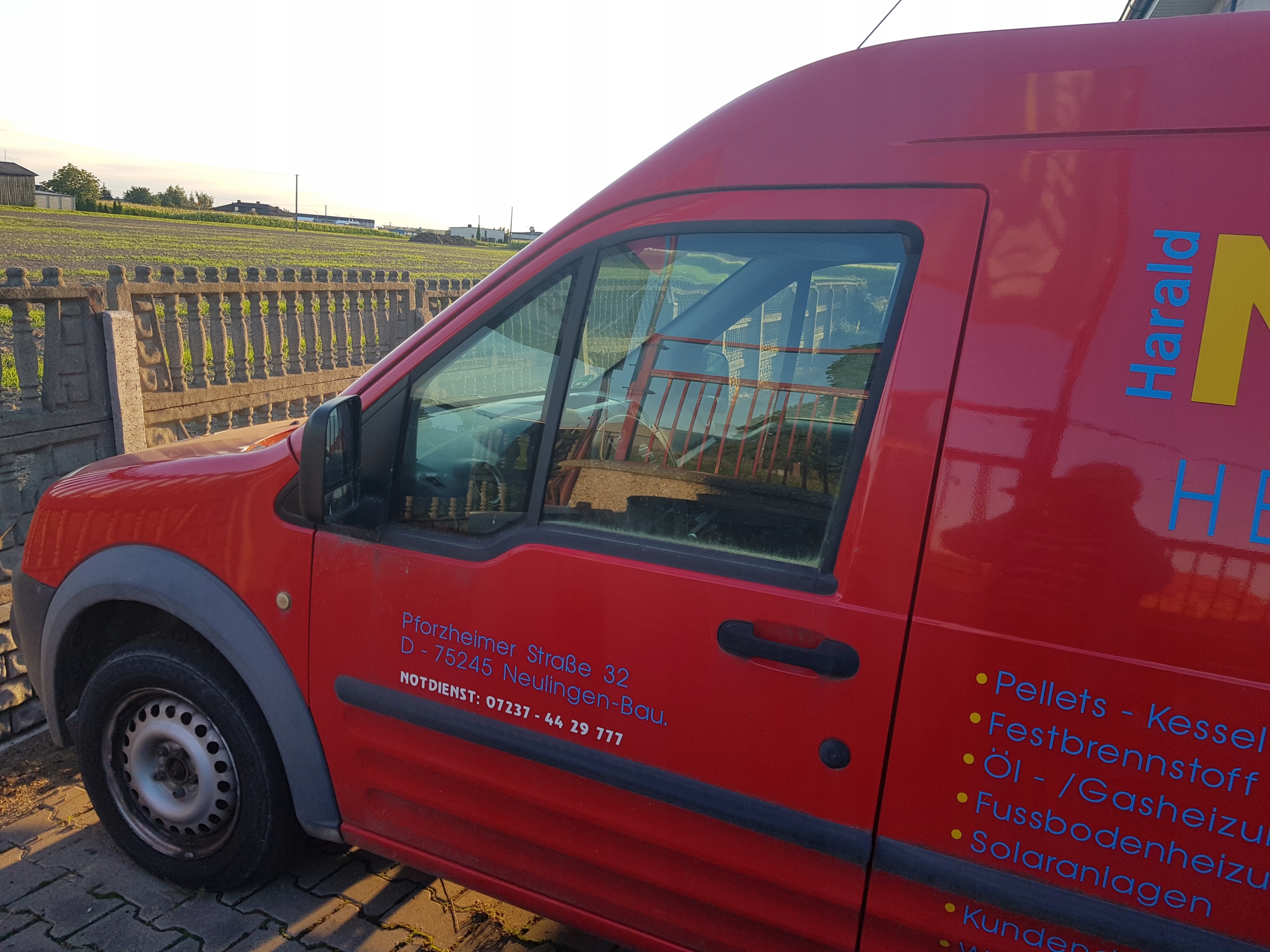 FORD TRANSIT CONNECT 1 СТЕКЛО ВЕТРОВОЕ ==КАЛИШ==