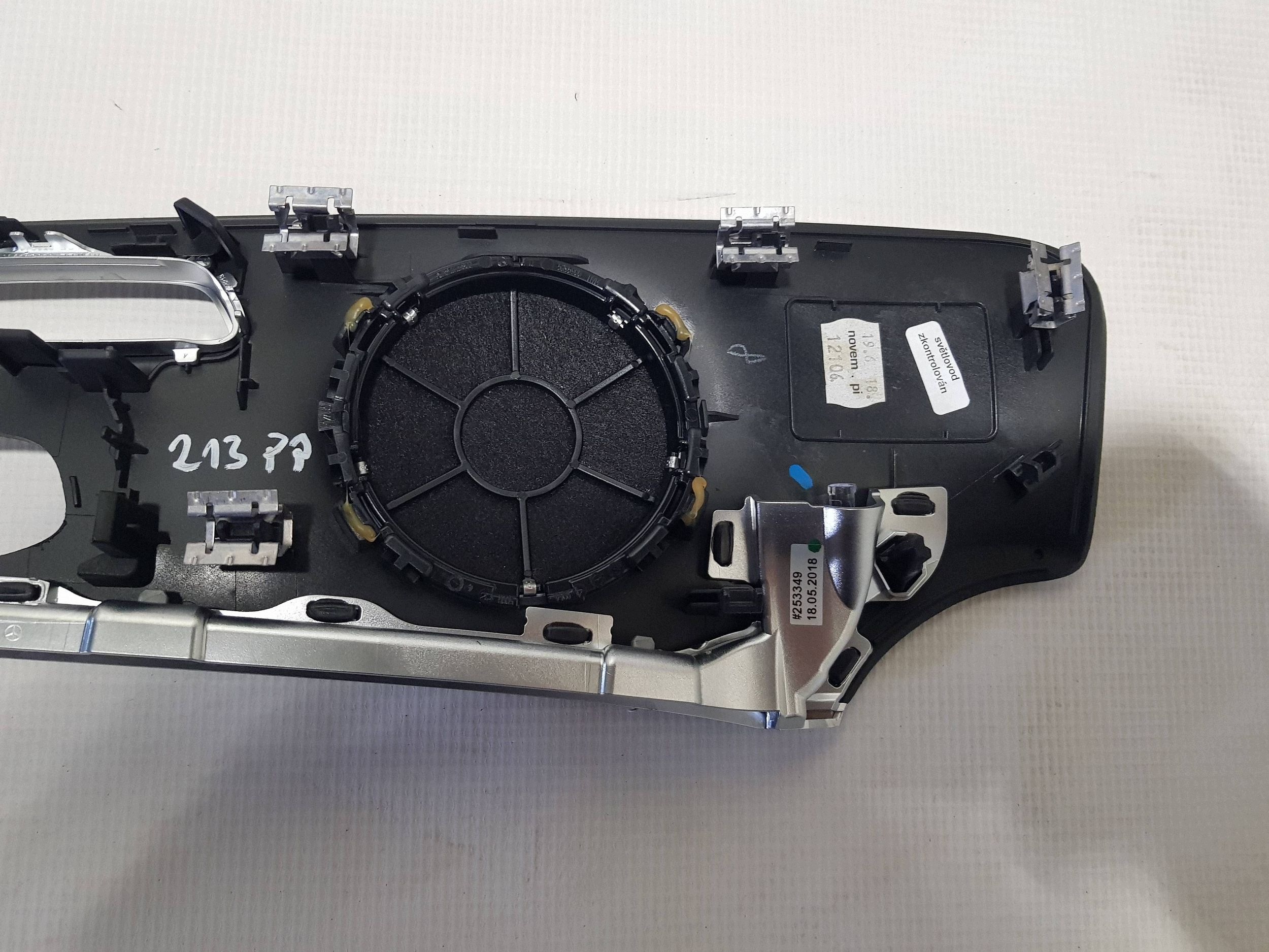 decorative trim door front side right DEKOR Mercedes E W213 A2137275800