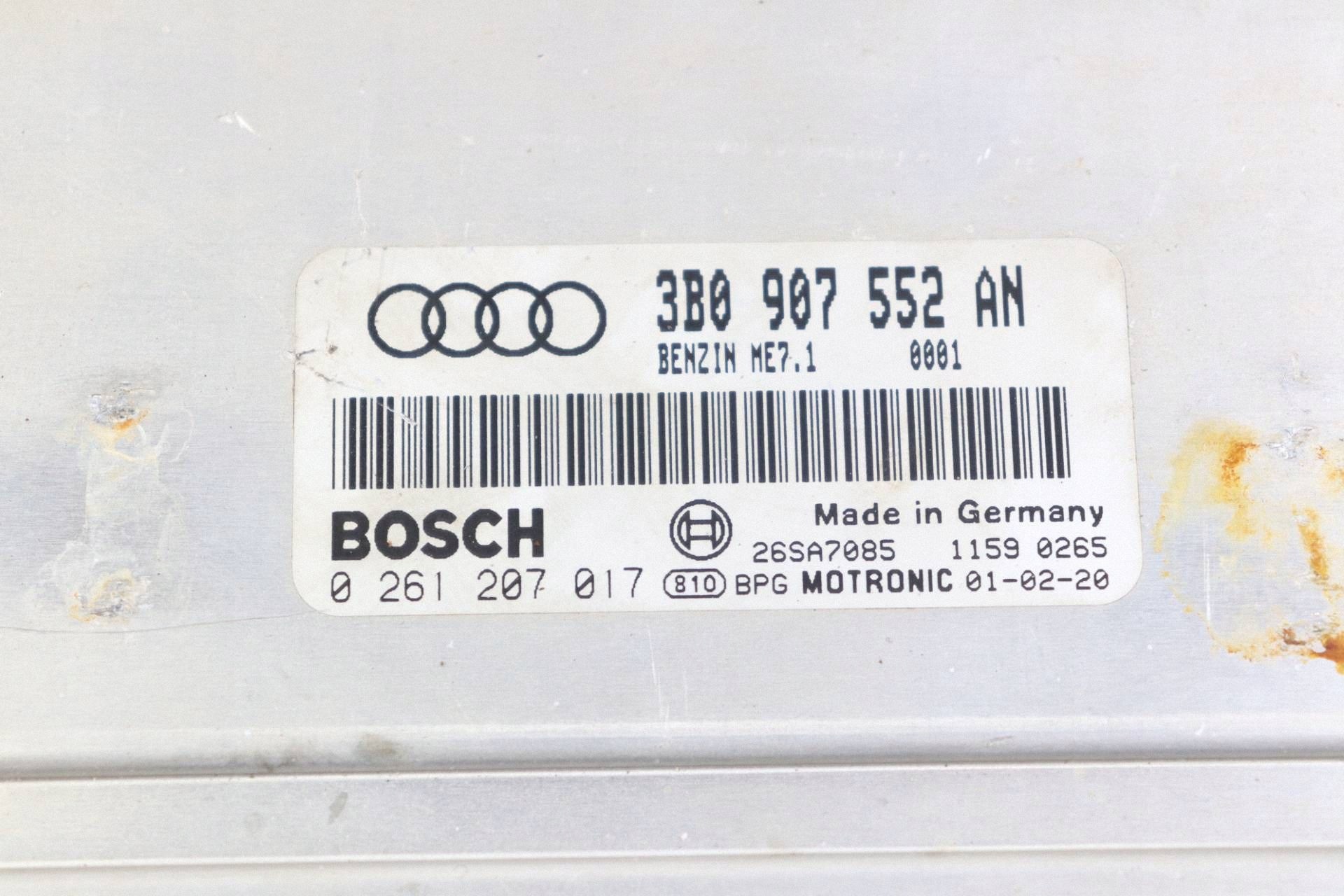 AUDI A6 C5 module unité de commande électronique uce moteur 2.4 V6 3B0907552AN 0261207017