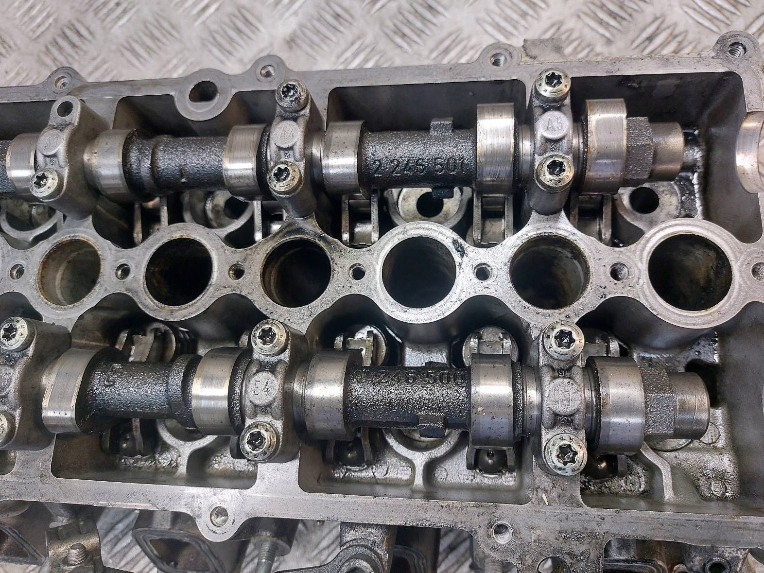 hlava + vačky BMW E39 520D M47 2.0 D 2246601.9