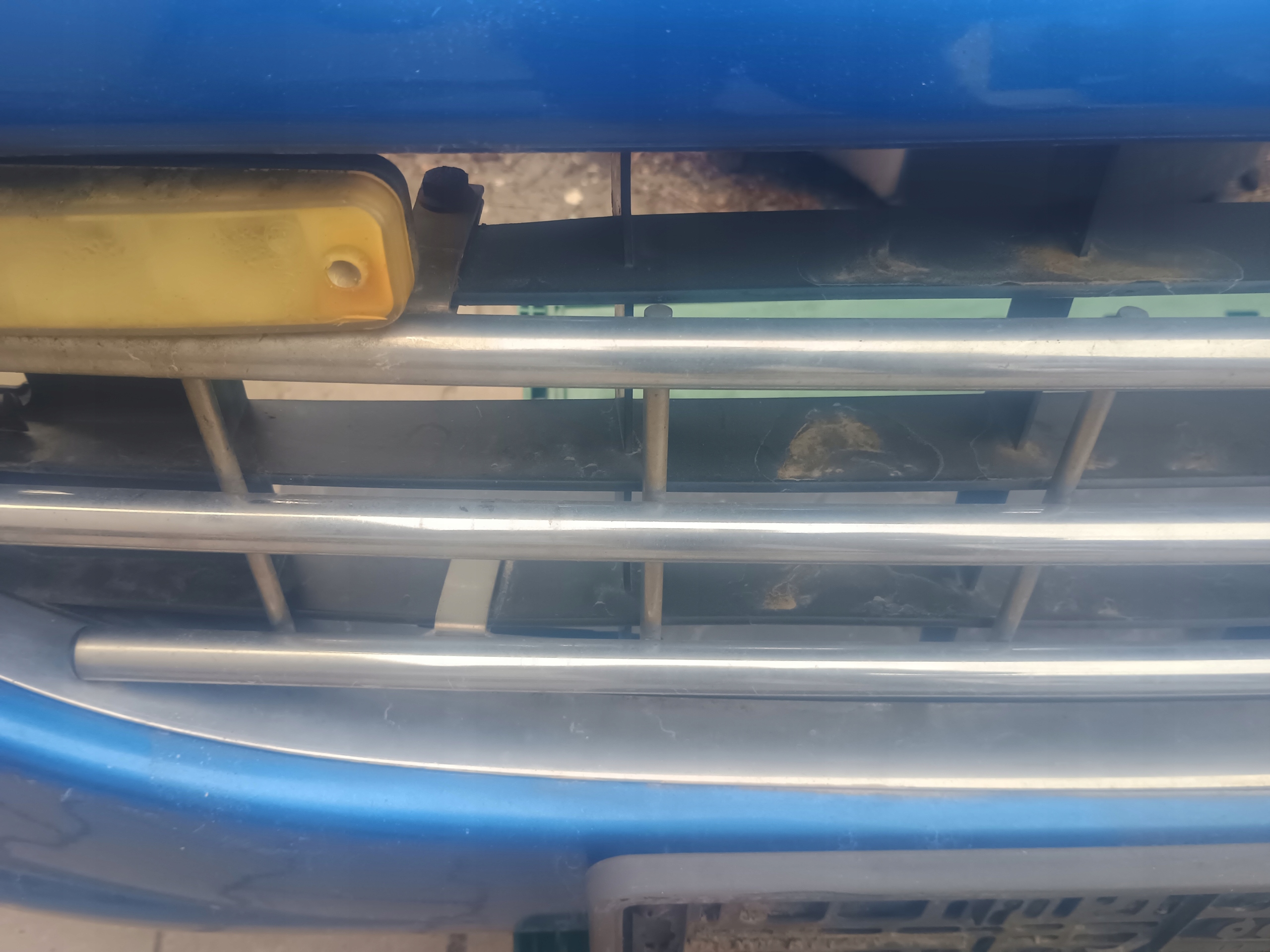 bumper front PEUGEOT 407 washers