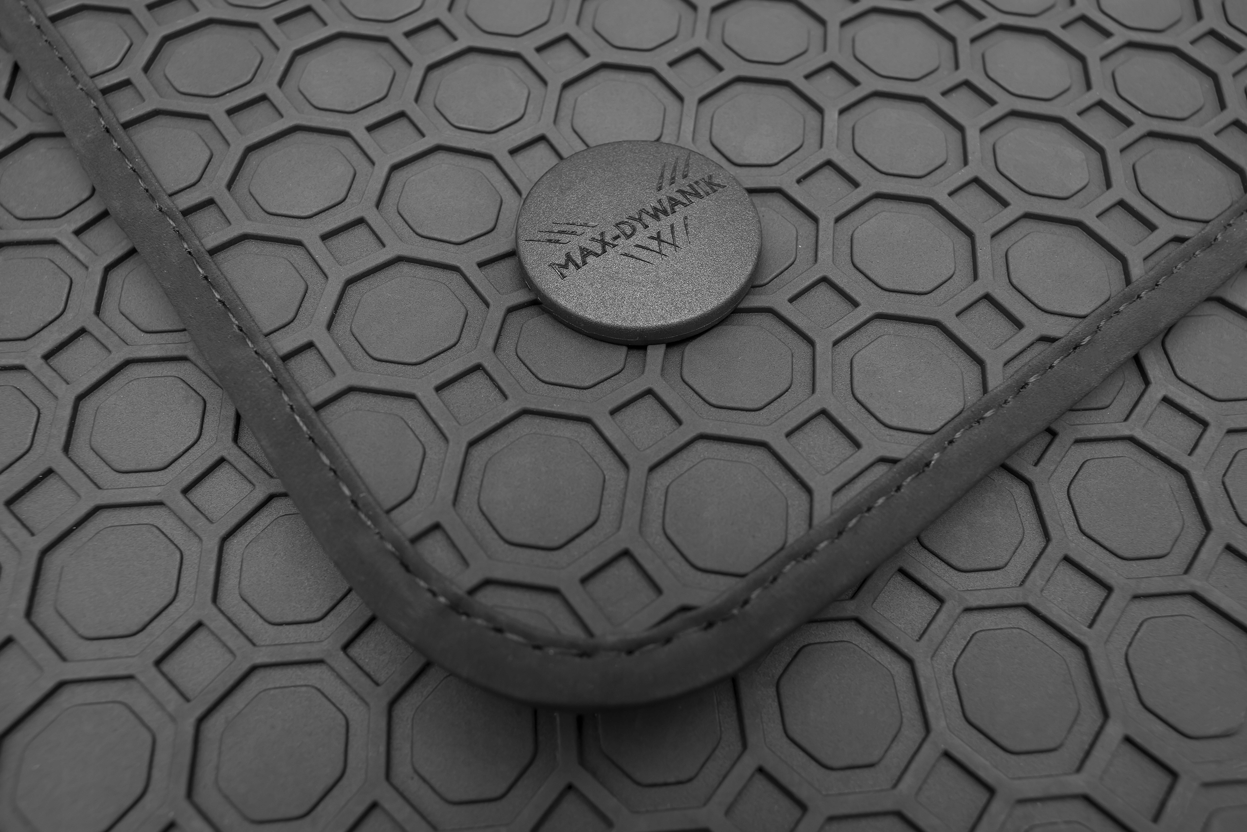 Hyundai Ioniq 5 2021- Dywanik gumowe PrimeLiner - Czarne Zestaw wieloelementowy tak