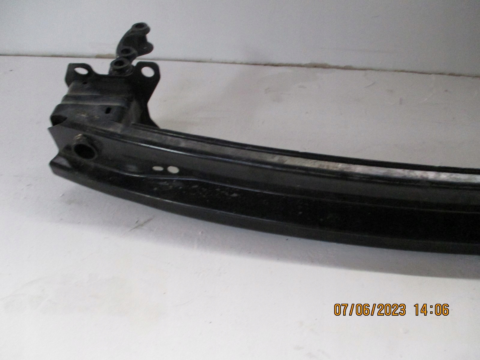 bumper support RANGE ROVER VELAR rear part rear