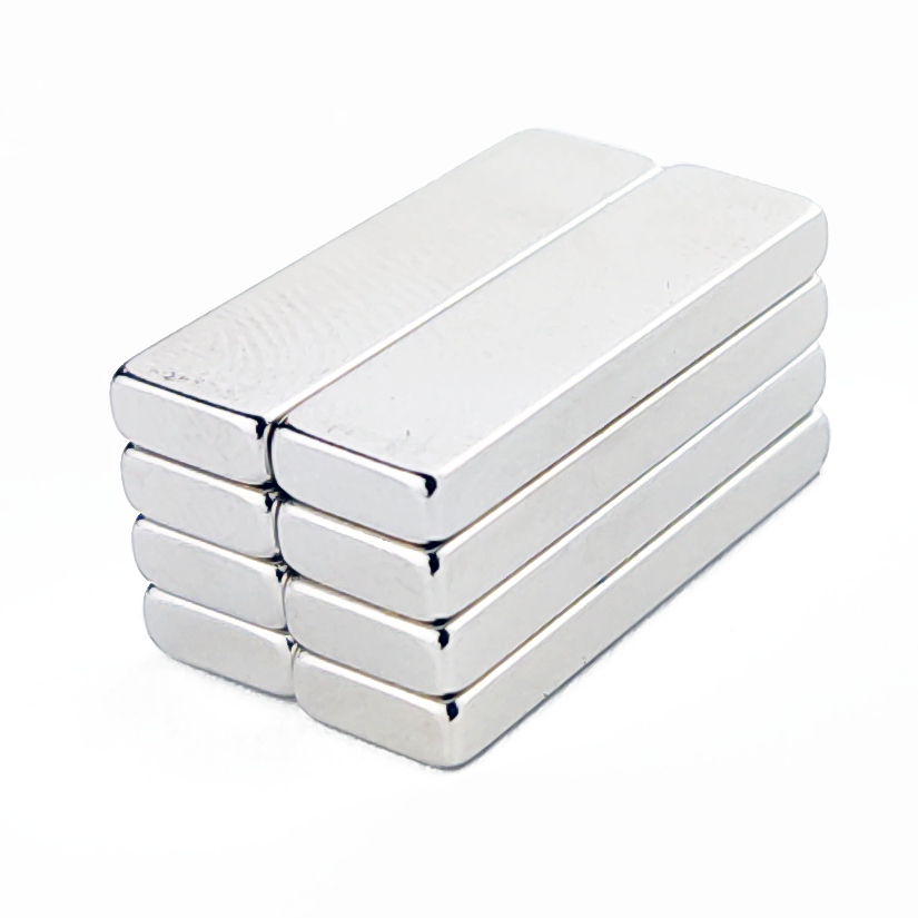 MOCNY MAGNES NEODYMOWY PŁYTKOWY KOMPLET 8 SZT Marka Mistral
