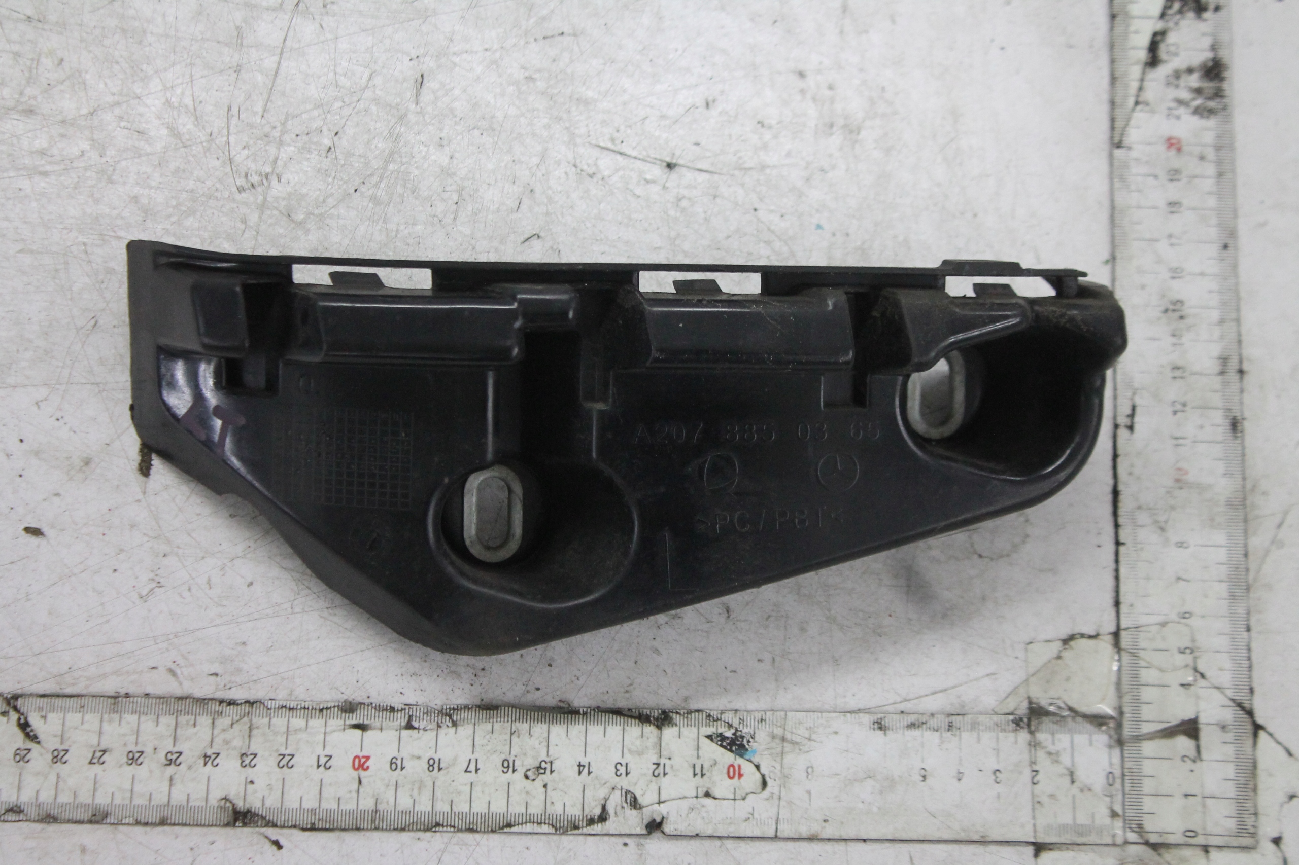 support left rear part A2078850365 MERCEDES W207 09-17