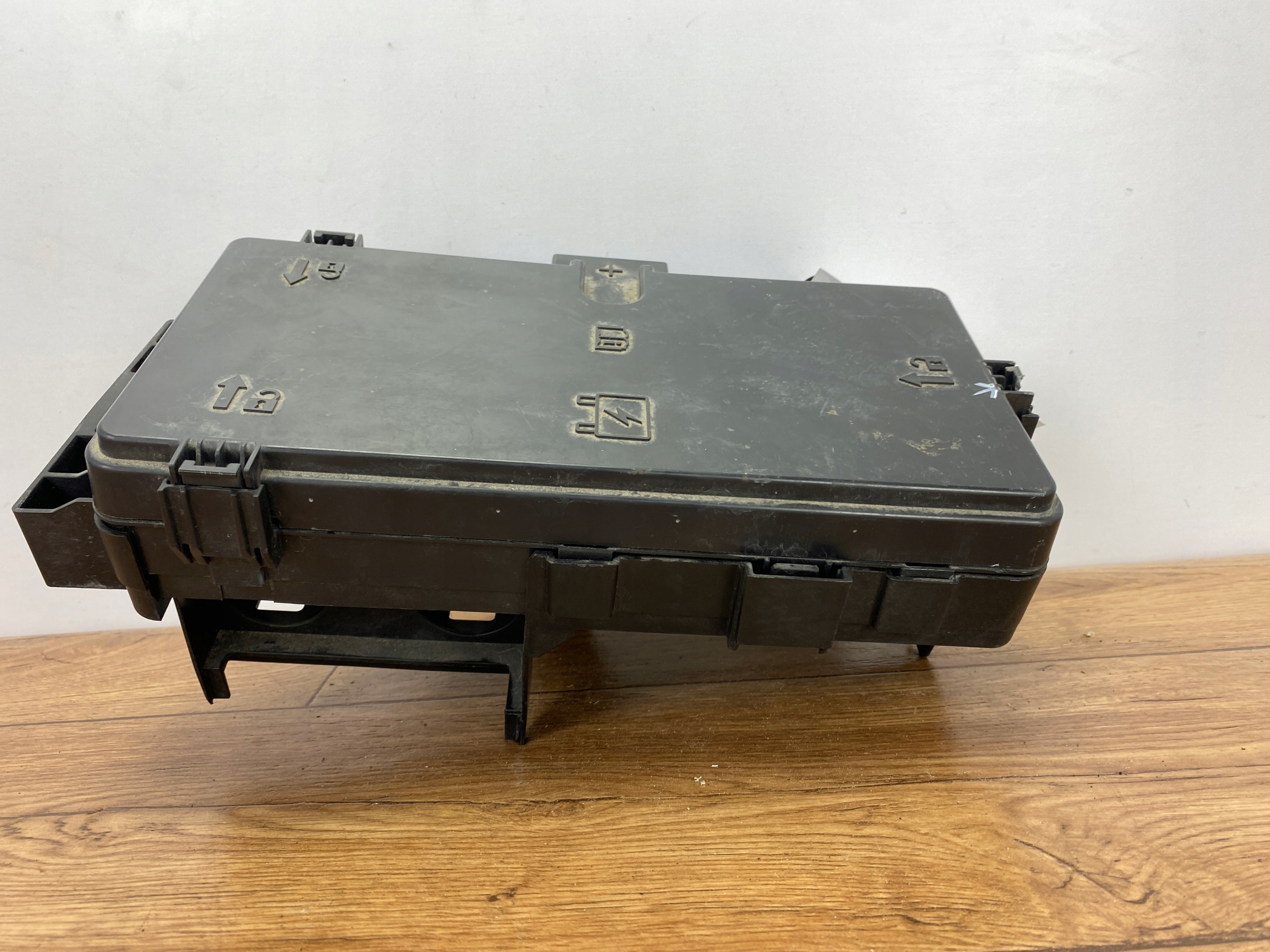 Module fusibles 2.3 Ford Explorer VI 2020+ USA