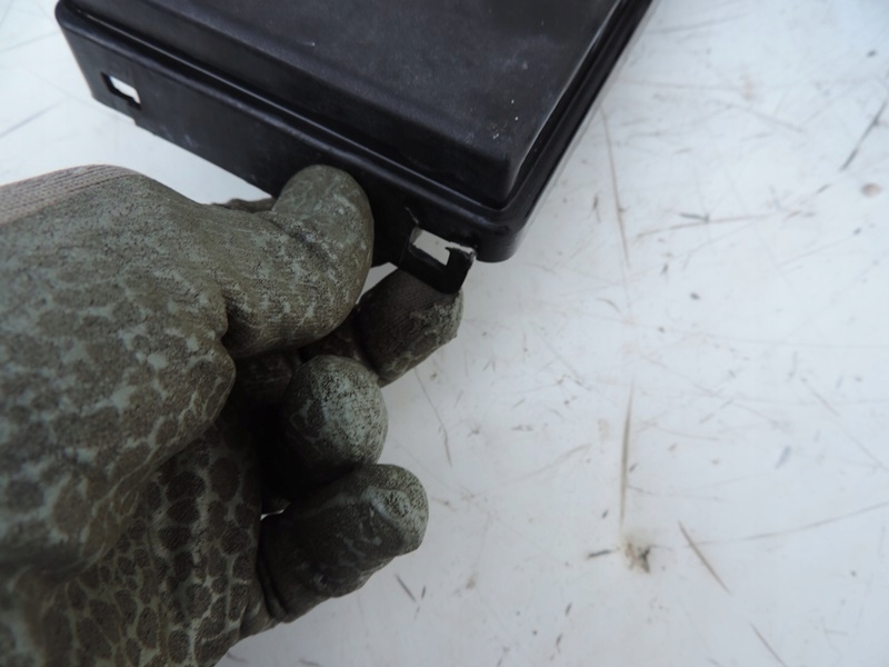 FOCUS MK3 SKRZYNKA BEZPIECZNIKÓW F1ET-14K733-ANF Typ samochodu Samochody osobowe