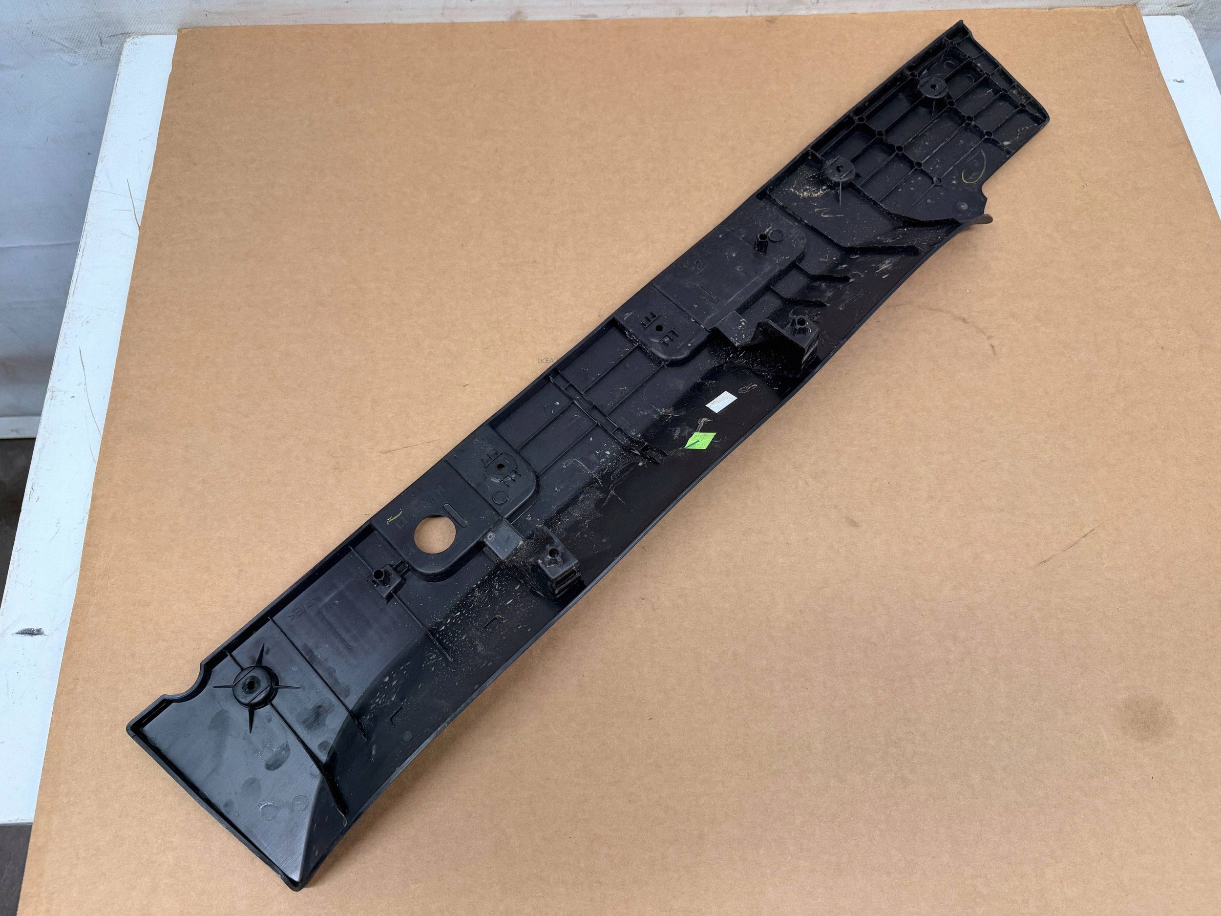 Renault Express II couverture couverture seuil droit 828721131R