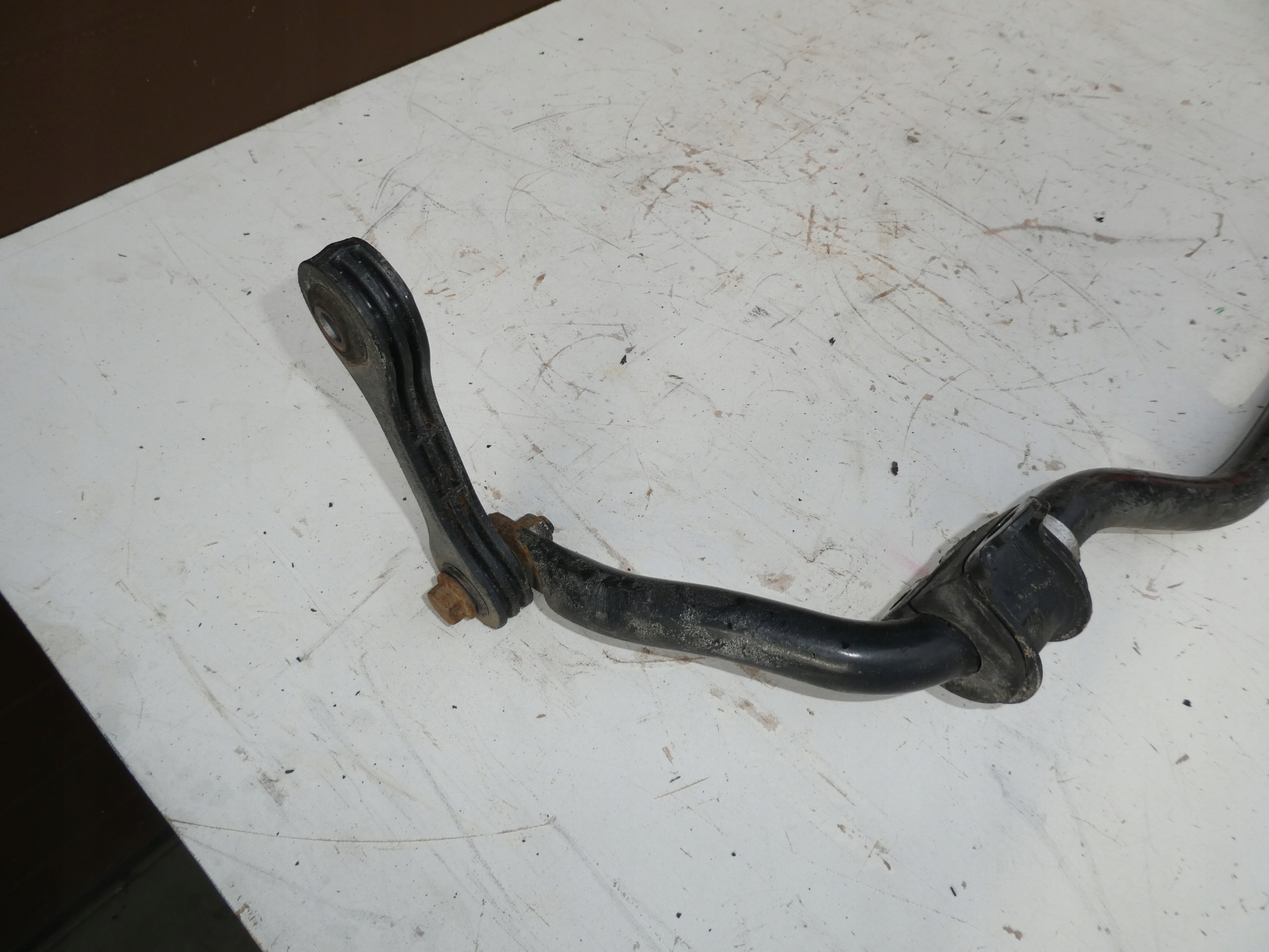 VW AMAROK 2H stabilizer rod front