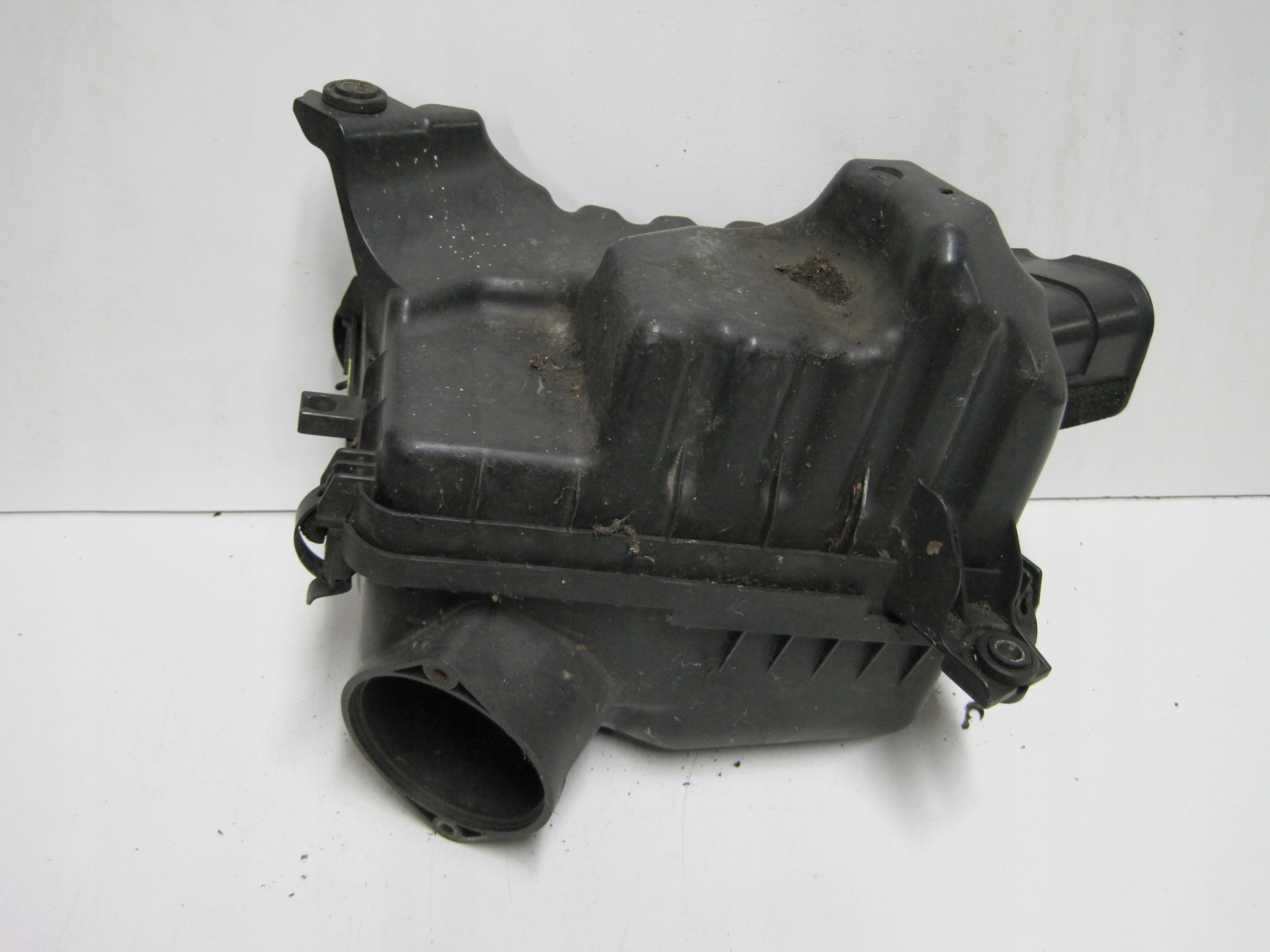 Gehäuse filter HYUNDAI TUCSON und 28100-2E250