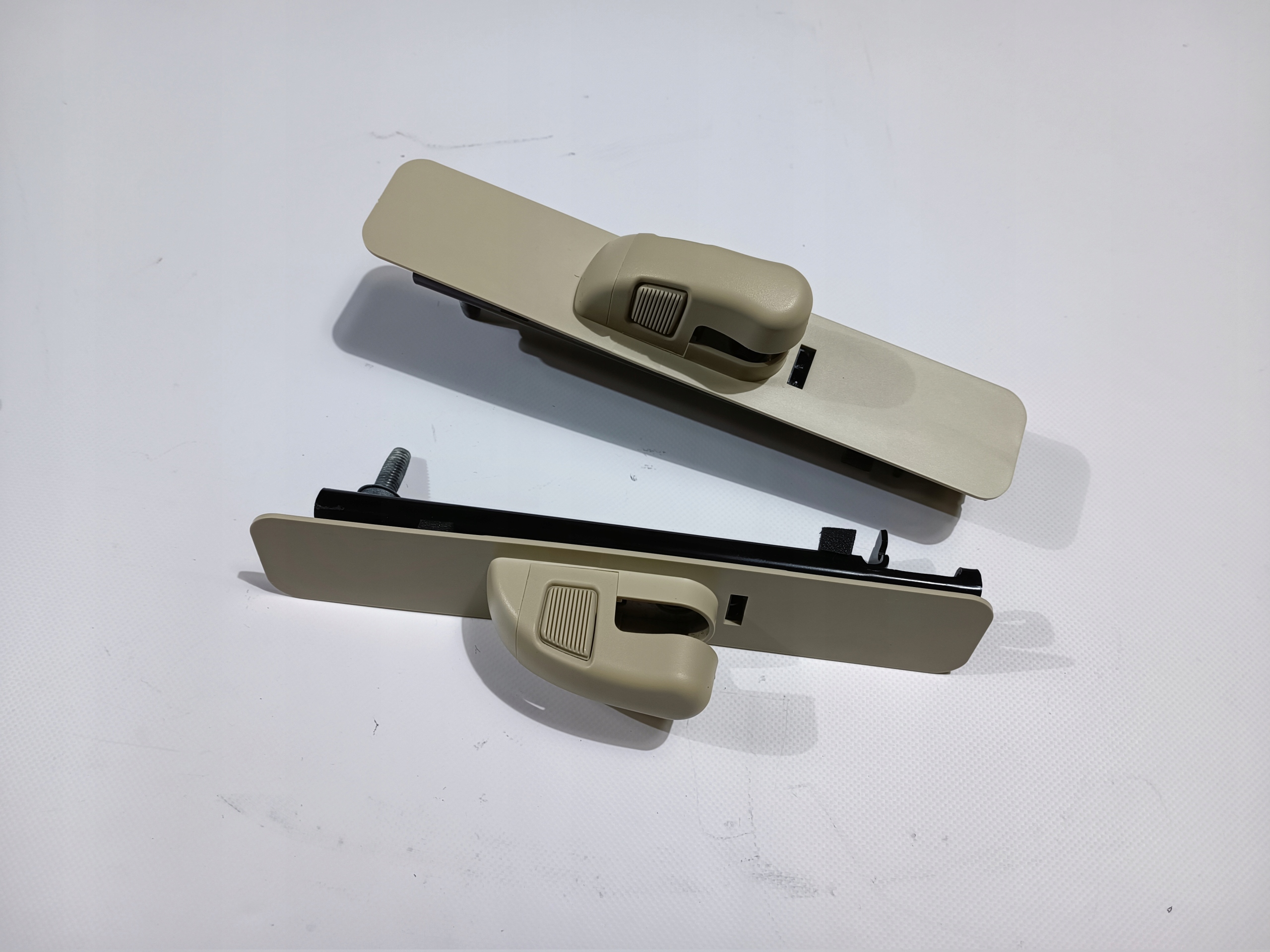 Regulacja heights holder supports Ford Flex 2011