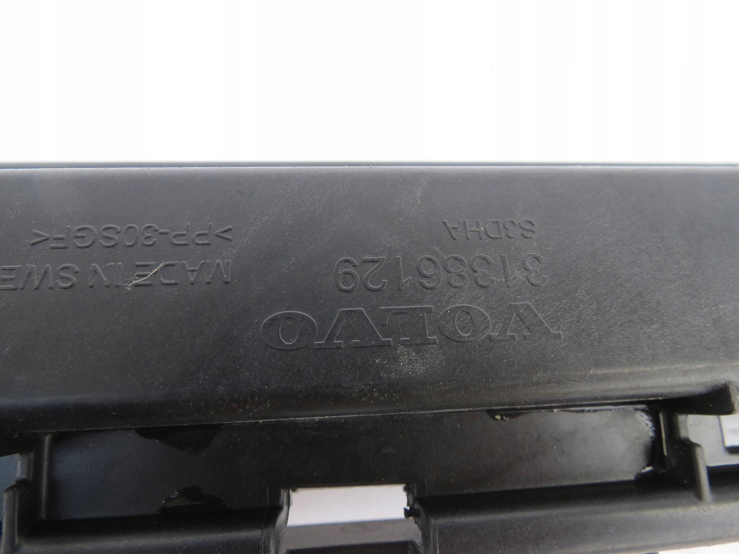 support mouldings PROGOWEJ left front VOLVO S90 V90 31386129