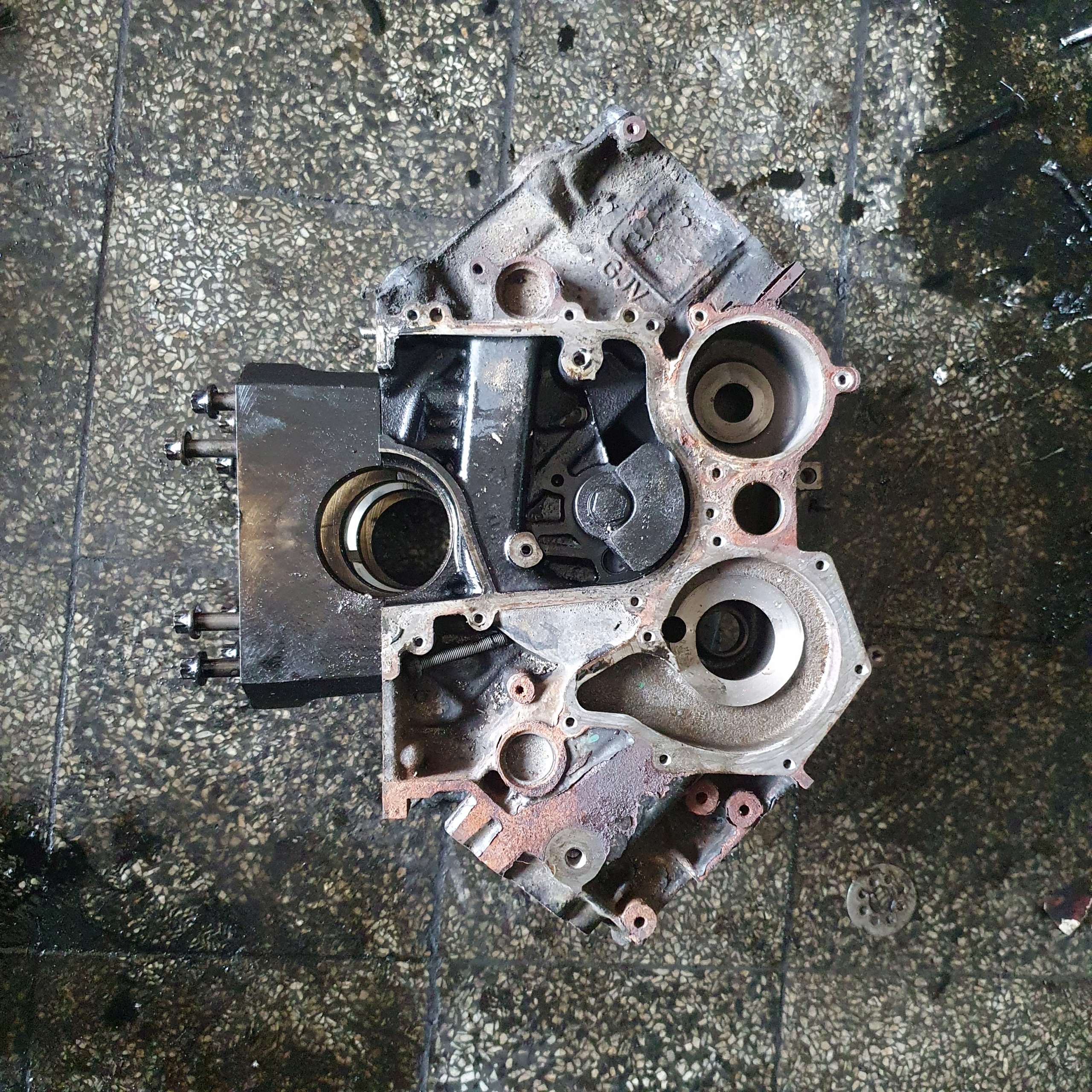 BLOK SILNIKA VW AUDI 3.0 TDI BUG BKS 059103021AS