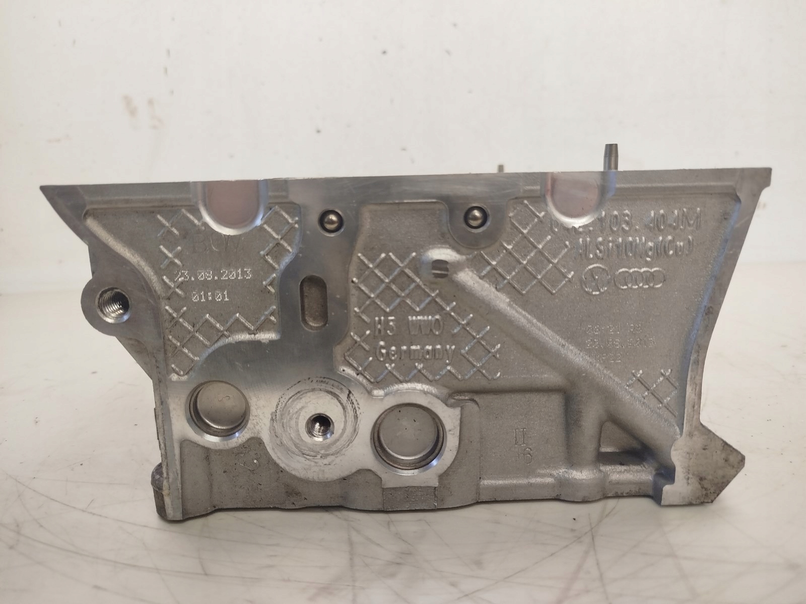 head. of the engine VWAG 04E103404M 1.4 TSI CPT 2