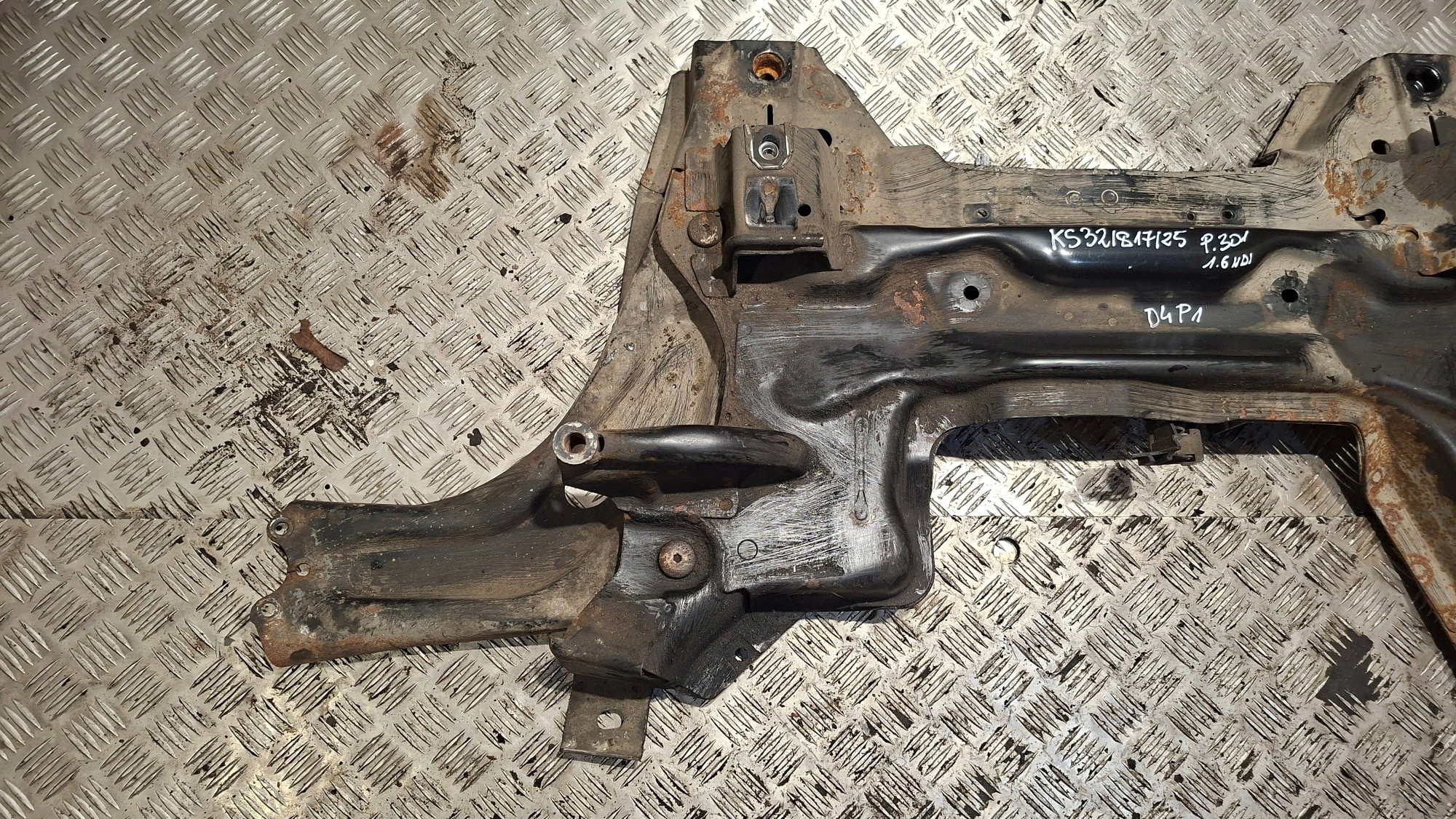 axle beam front PEUGEOT 301 1.6HDI