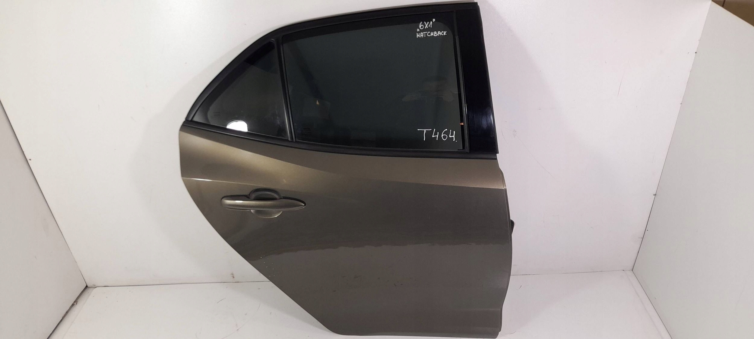 TOYOTA COROLLA E21 E210 HATCHBACK door rear. rear part right right 6X1 (T464)