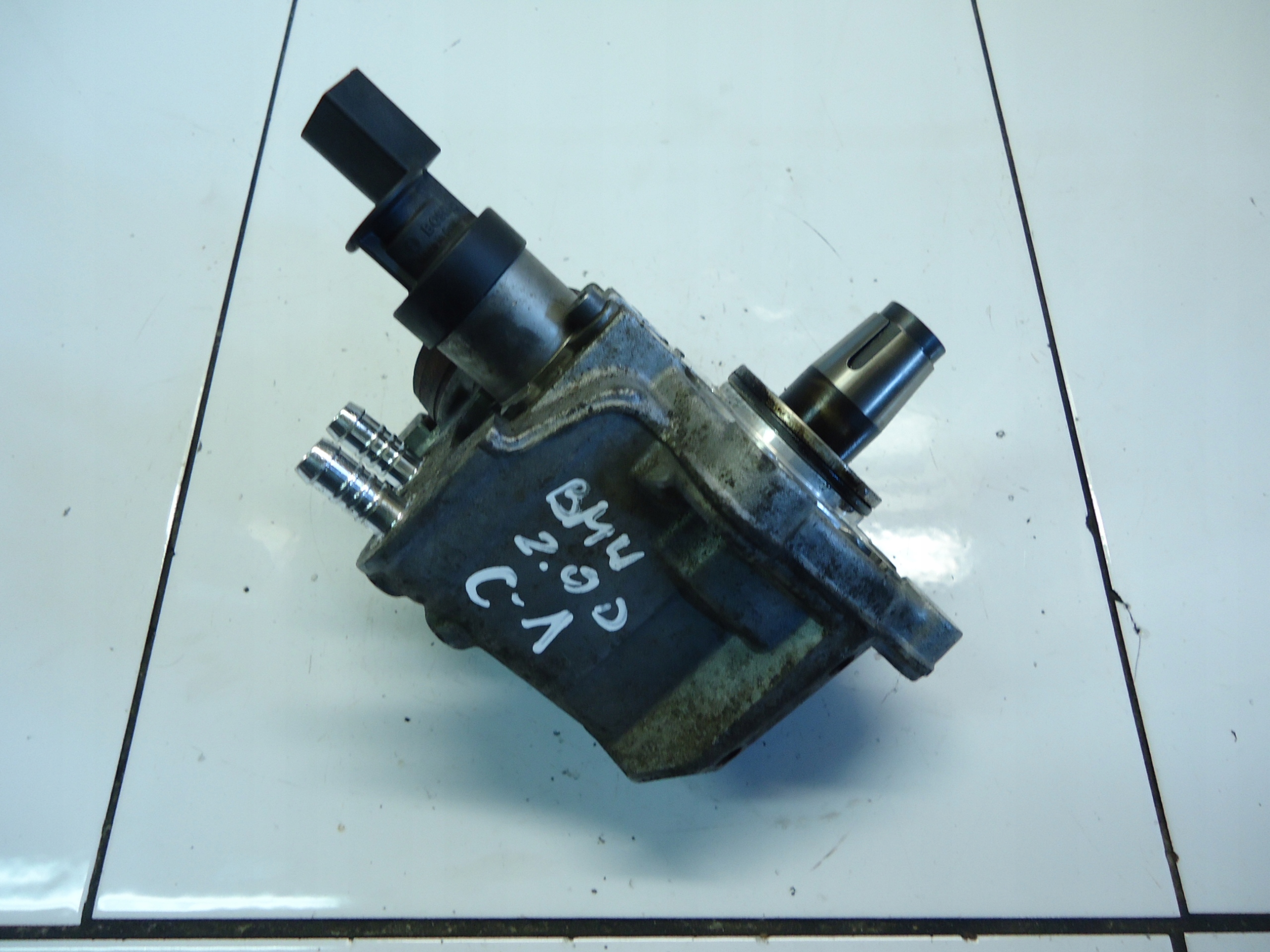 BMW 2.0D N47D20 injection pump 0445010509