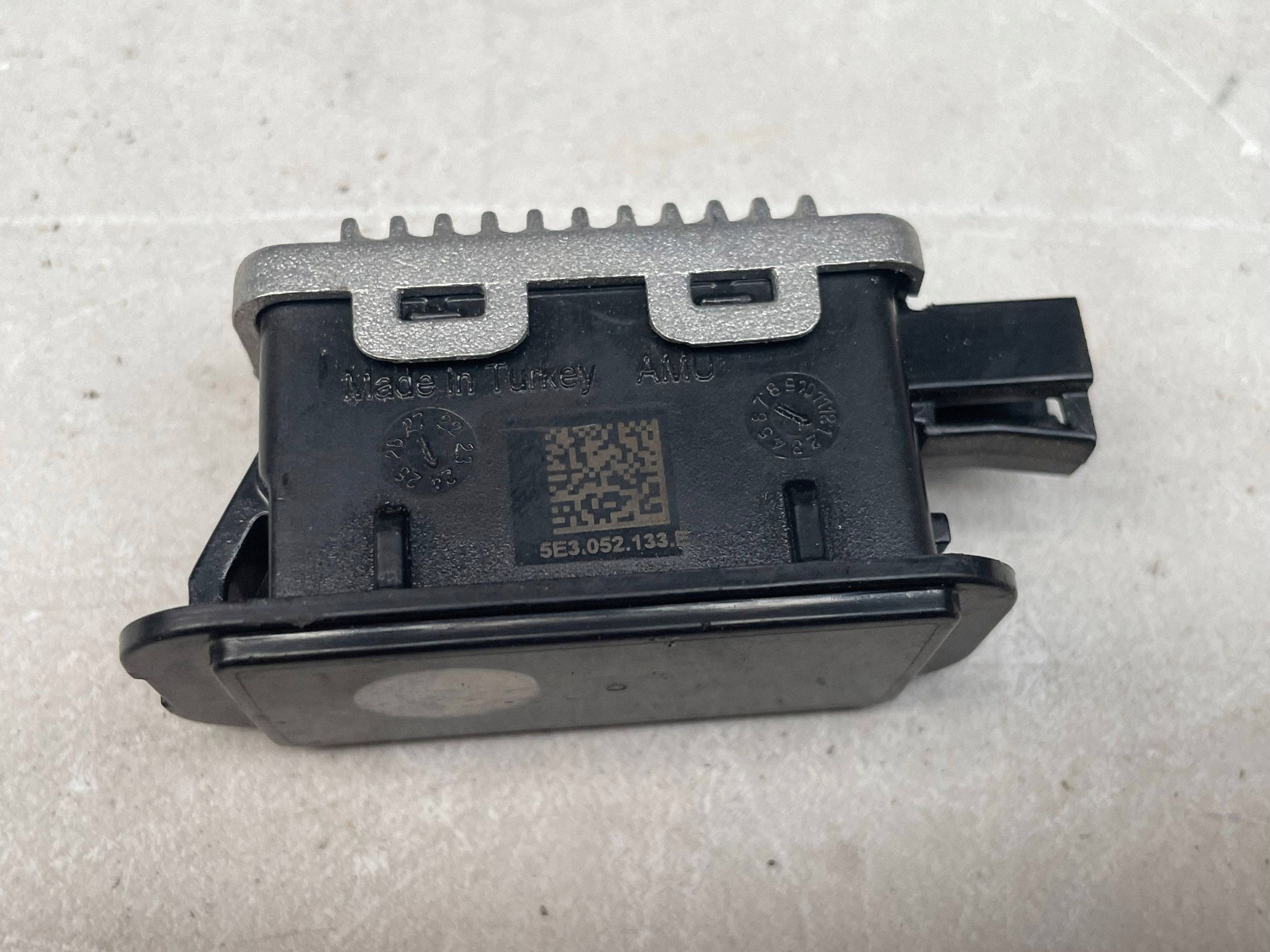 light PROJEKTOR SKODA OCTAVIA MK4 5E3052133E @M