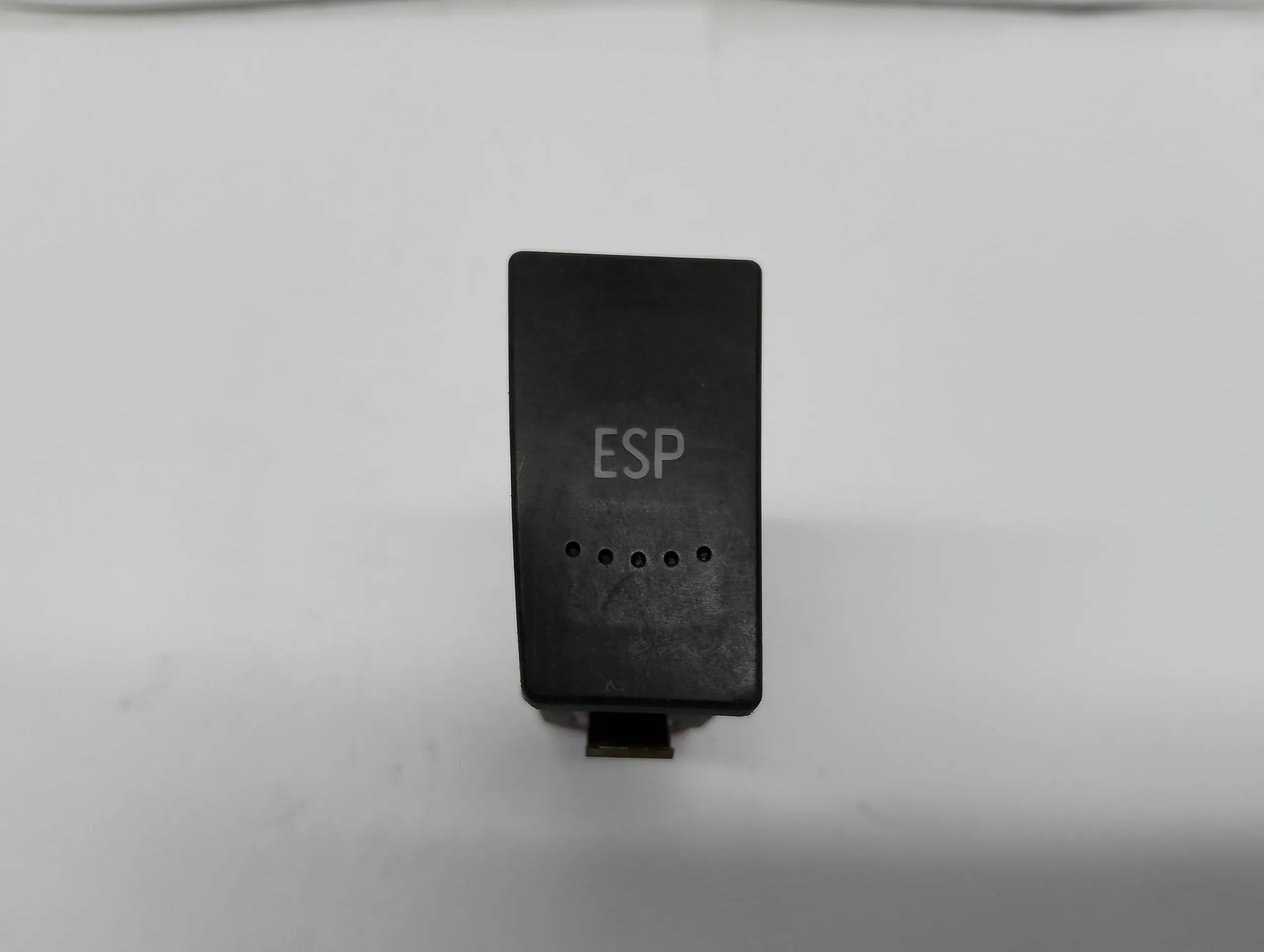 switch circuit breaker ESP Volkswagen Passat B5