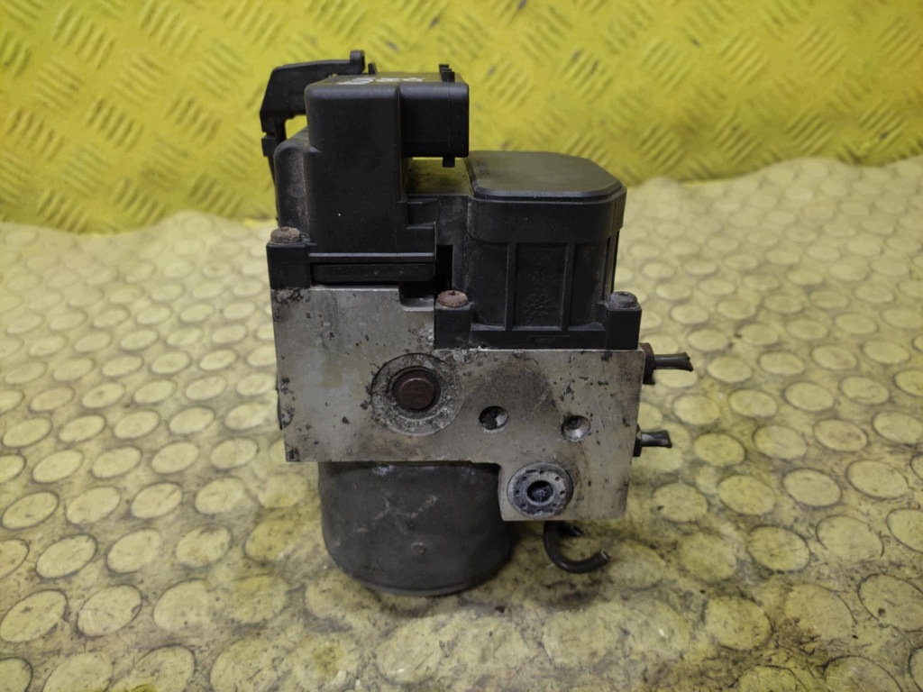 VOLVO V40 pumpa ABS 0265216462