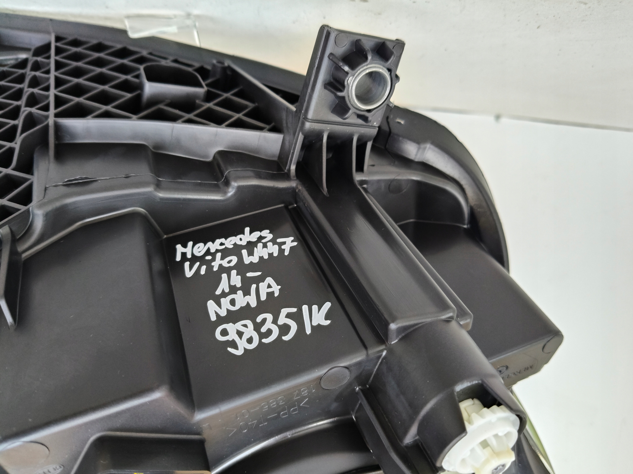 NO-WA-- light left REFLEKTOR MERCEDES VITO W447 14