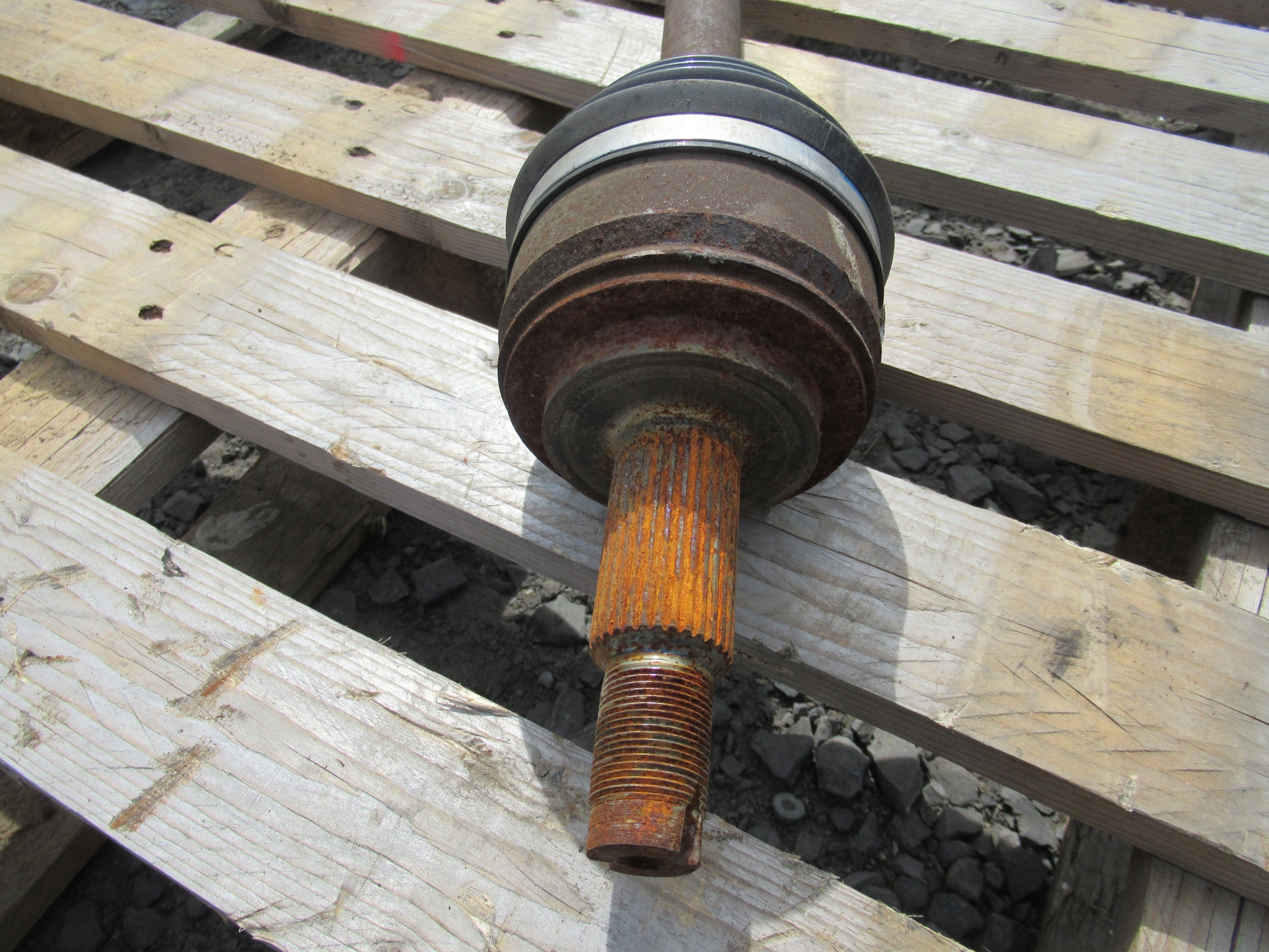 RENAULT MASTER IV semi-axis left front 391017007R