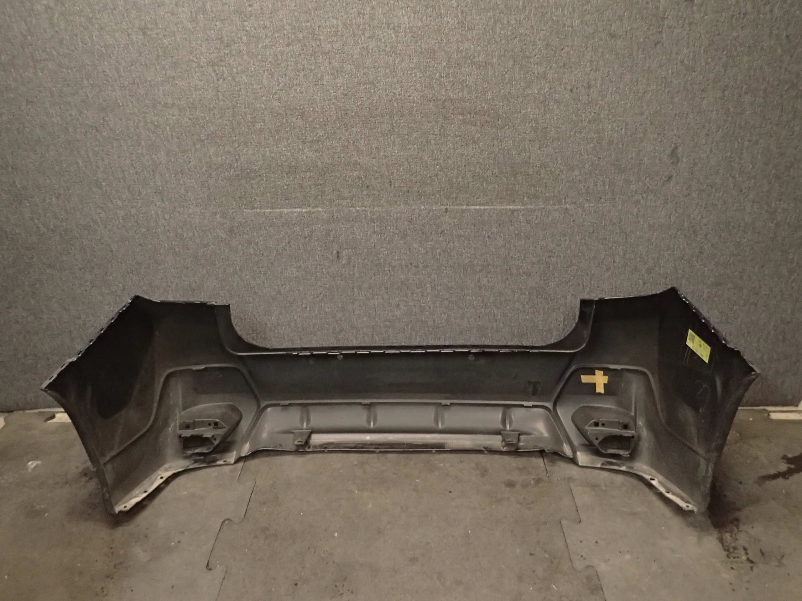 bumper rear part SUBARU XV 18