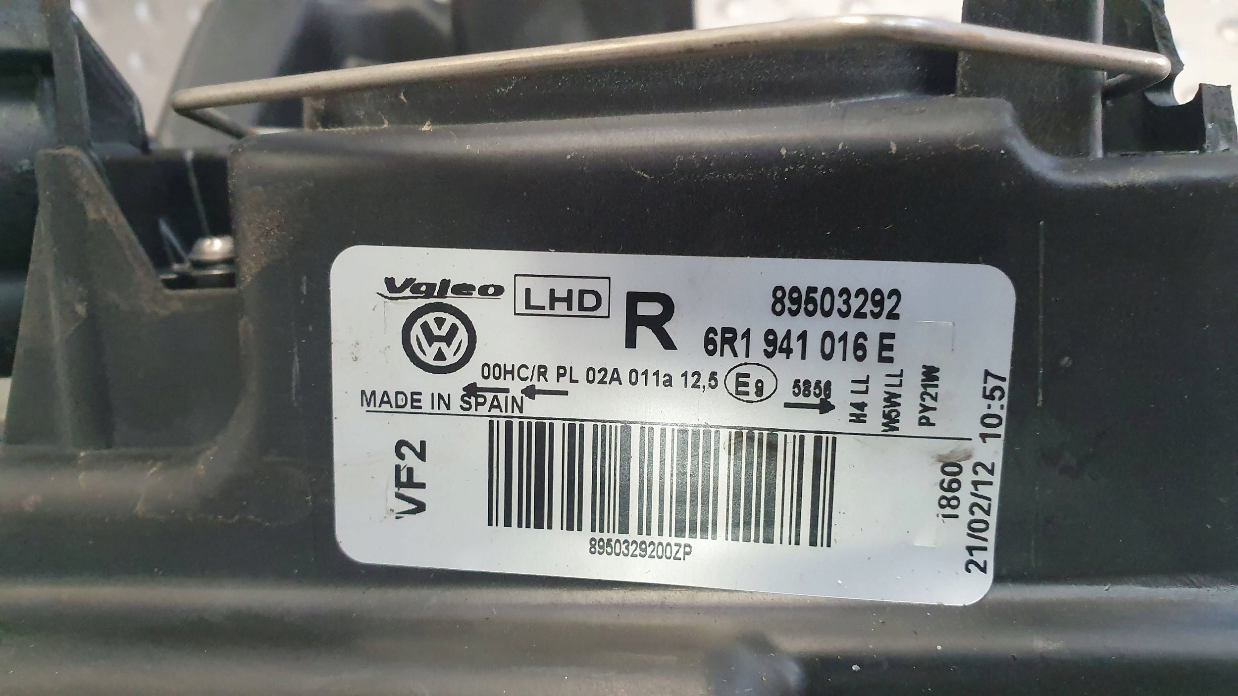 light front right VW POLO 6R 6R1941016E 08