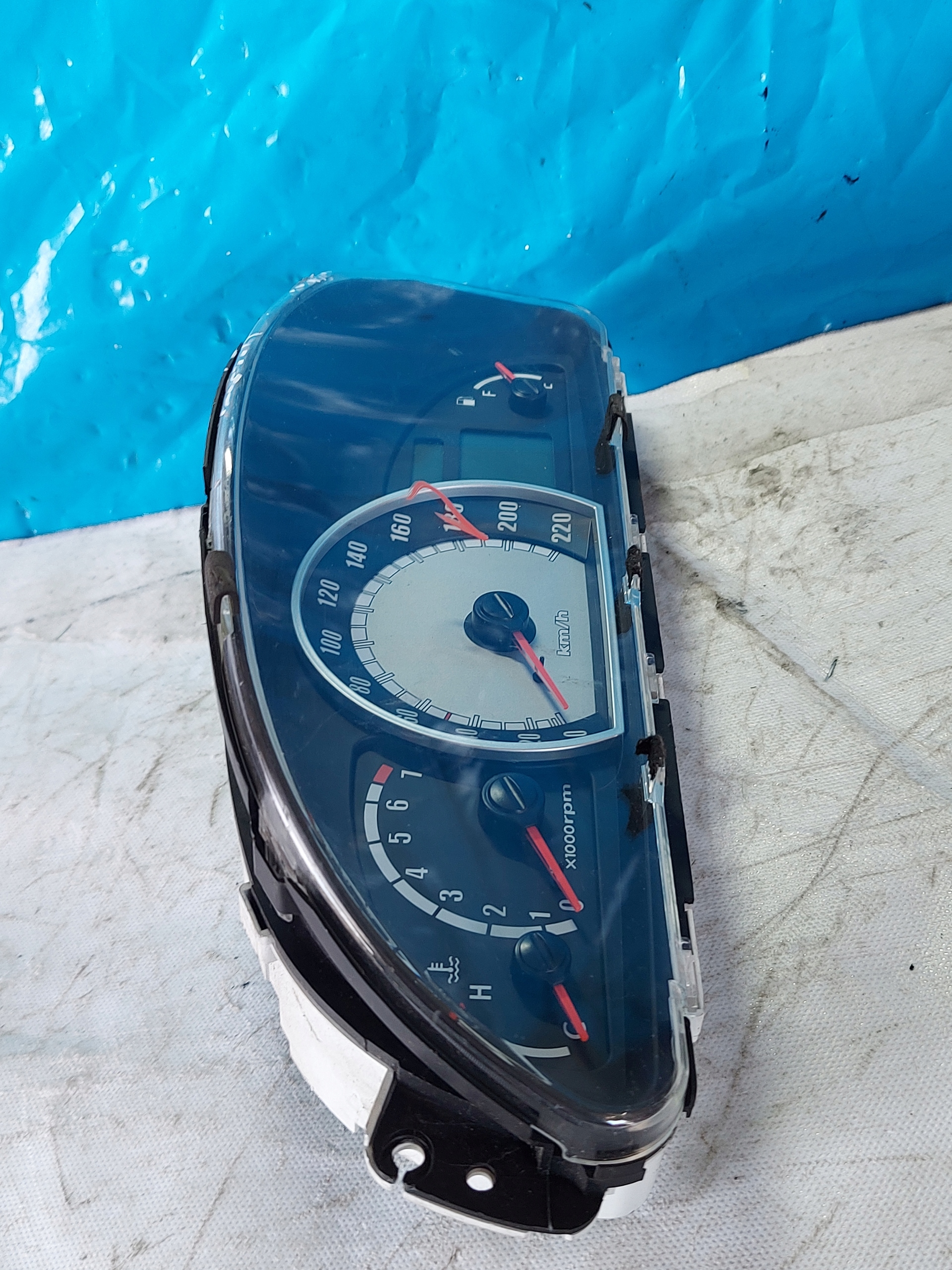 dials clock HYUNDAI MATRIX 1.6 B 20021024
