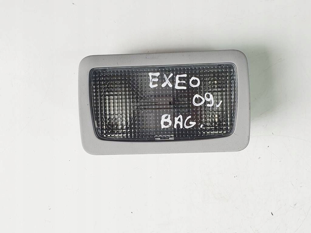 seat EXEO 09r лампочка светоотражатель