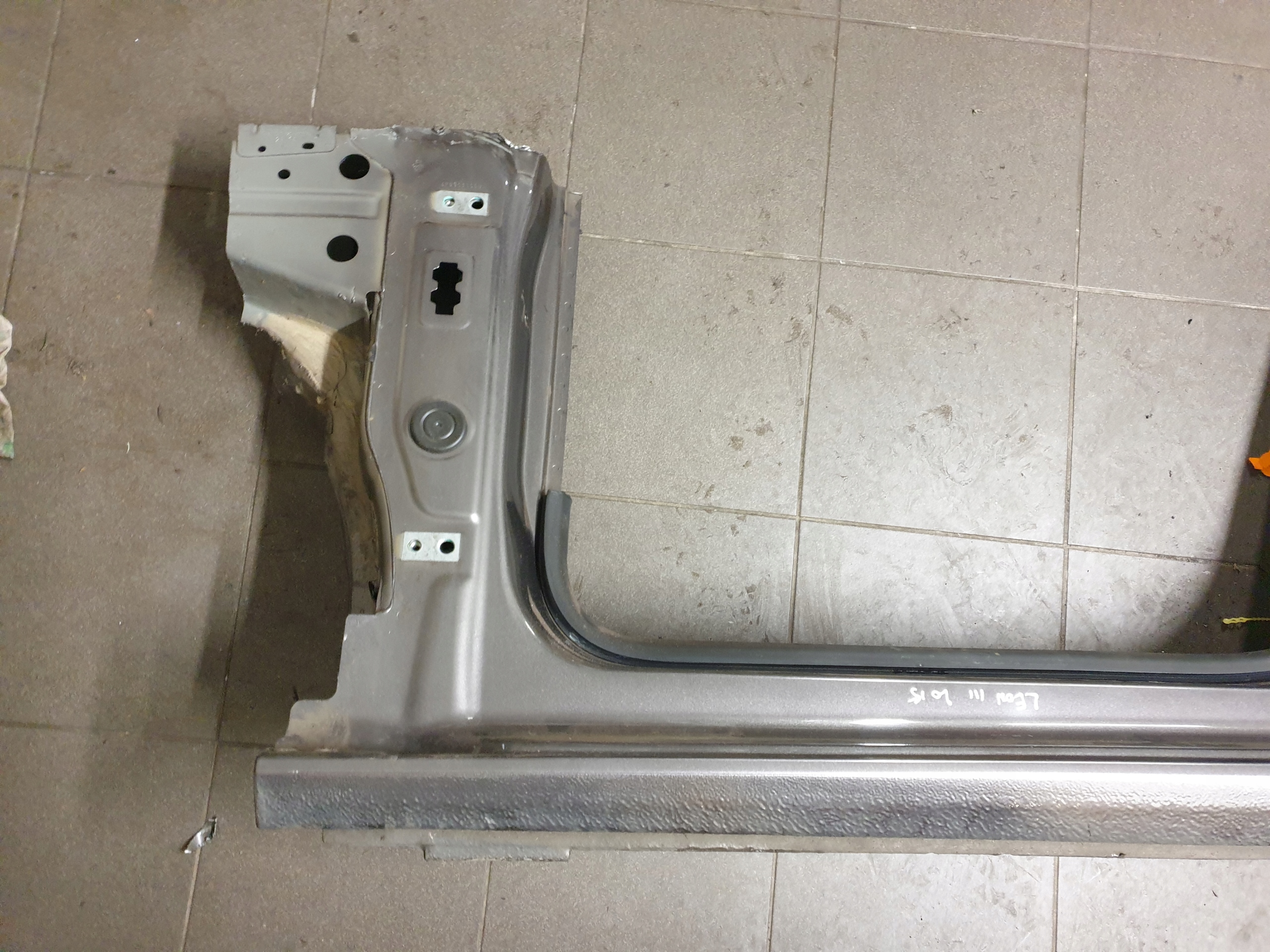 pillar left threshold quarter SEAT LEON III 3 5F 2013