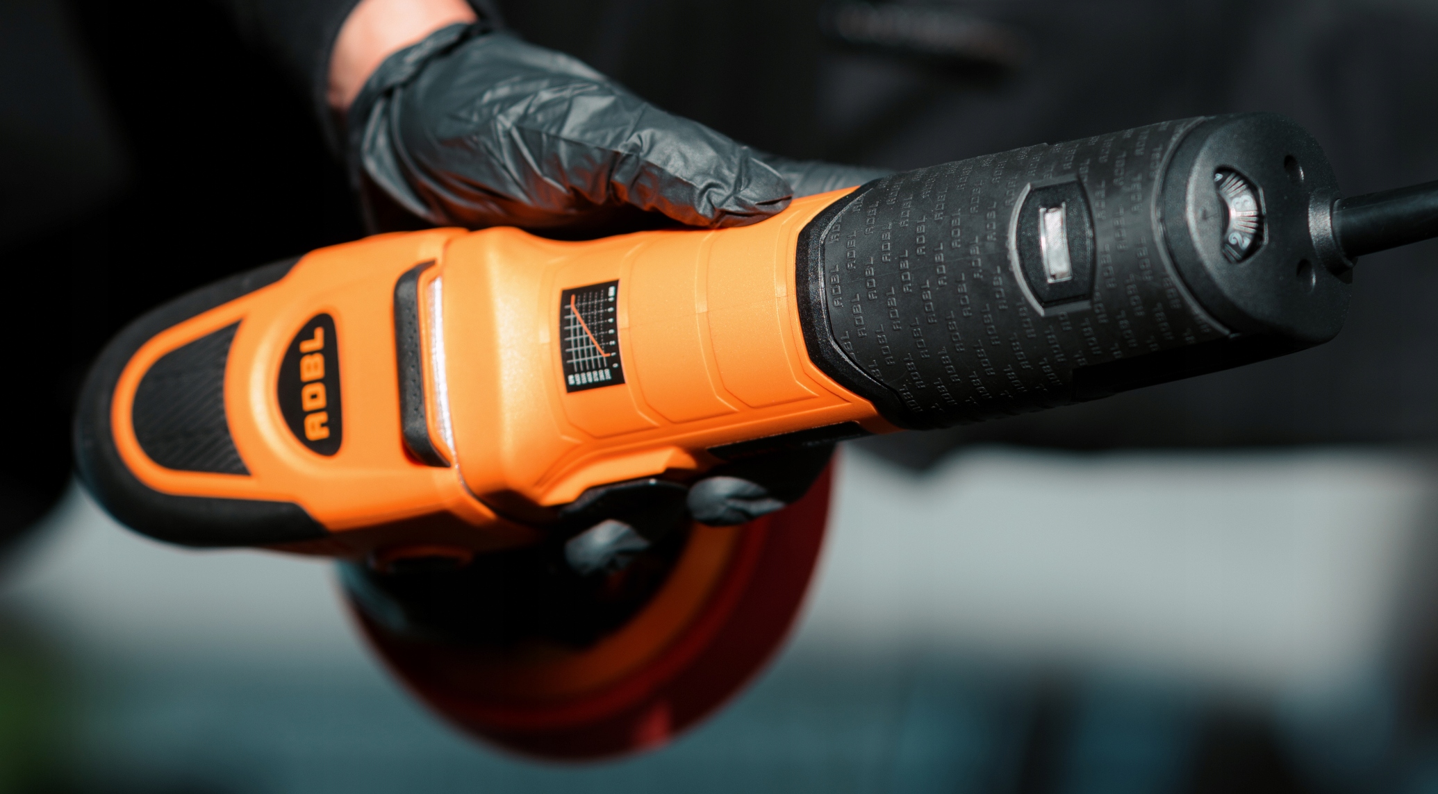 ADBL ROLLER D09125-02 MASZYNA POLERSKA POLERKA DO AUTA MENZERNA 3W1 Napięcie zasilania 230 V