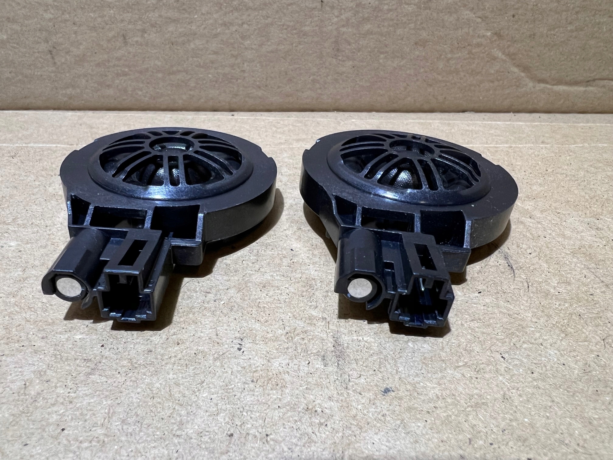 AUDI Q5 80A speaker bang OLUFSEN SLUPKA front 80A035399B