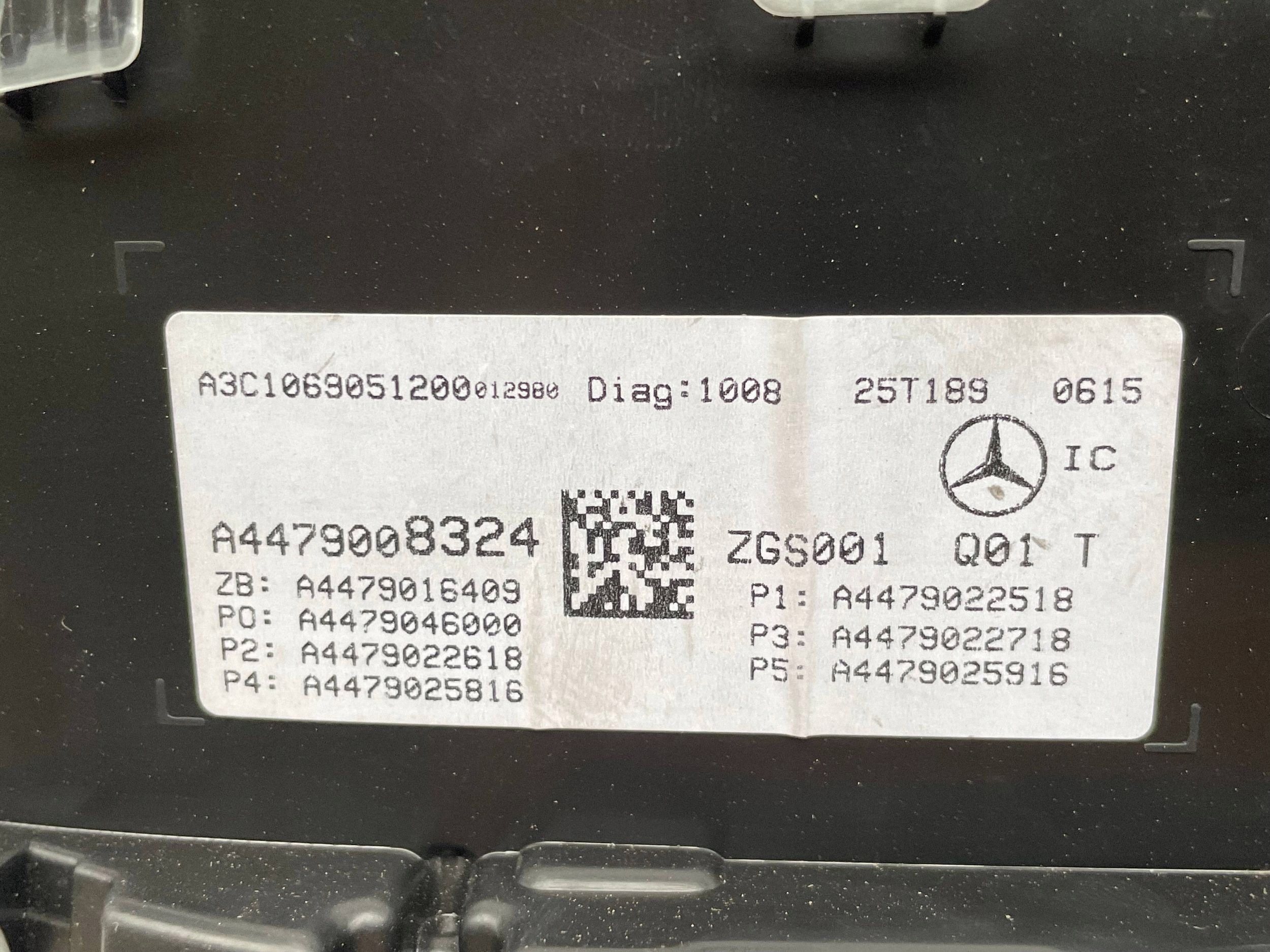 A4479008324 MERCEDES - BENZ VITO dials dials !J