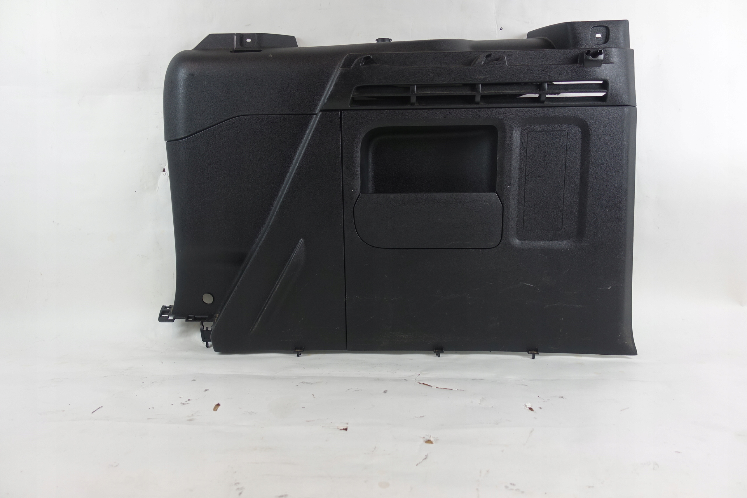 Peugeot Partner II boczek bagaznika tyl prawy