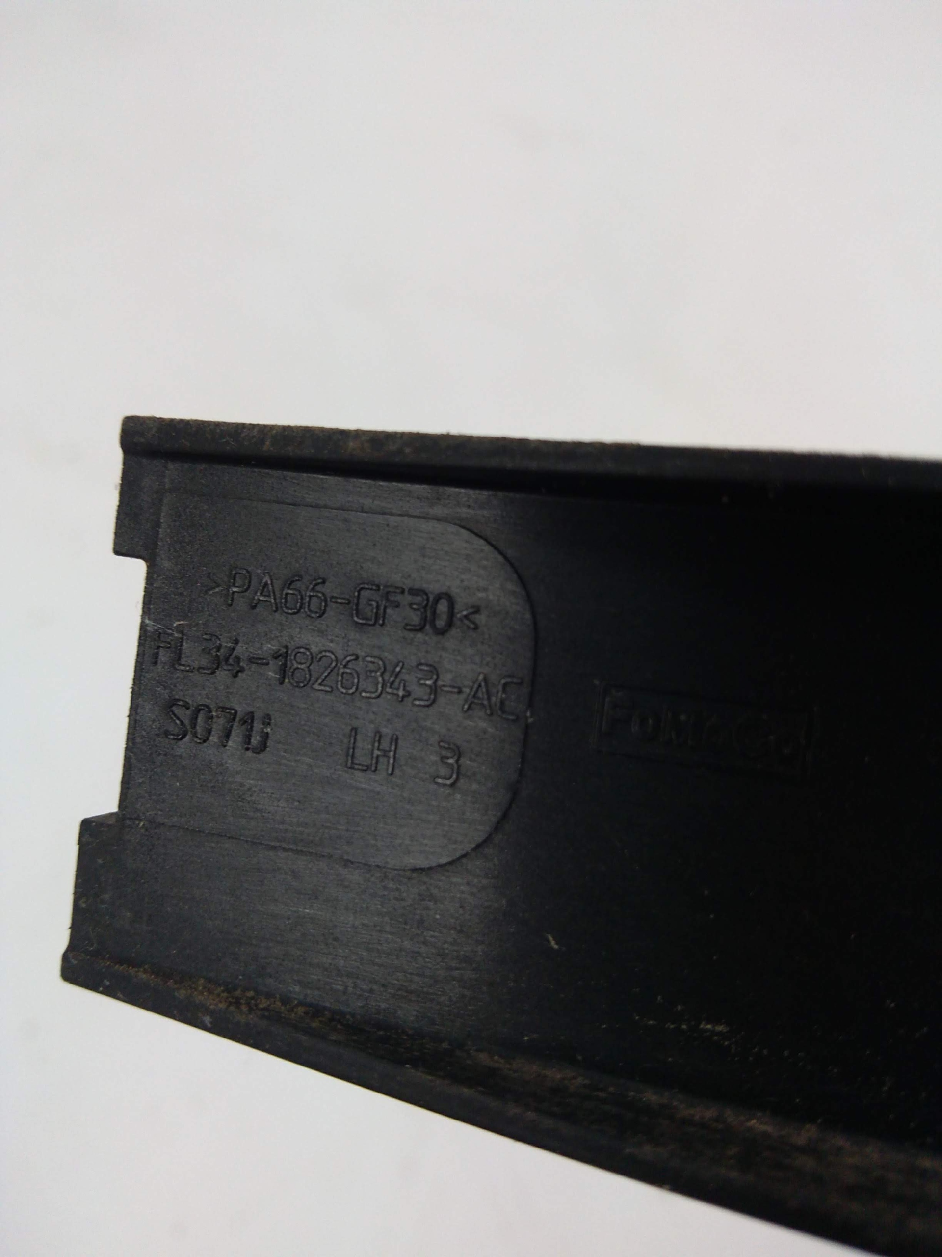 Ford F150 prowadnica windows left rear part 15-20