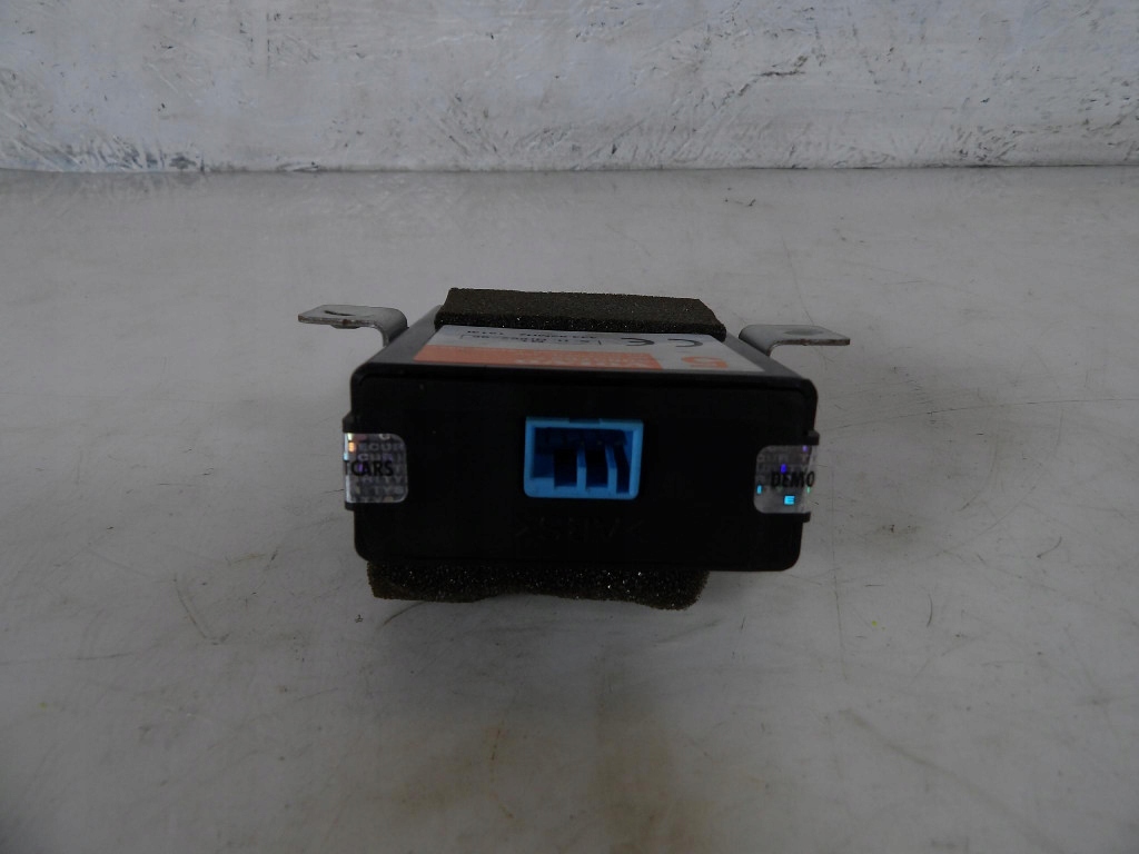 VOLVO V40 module control unit of a lock central 30857627