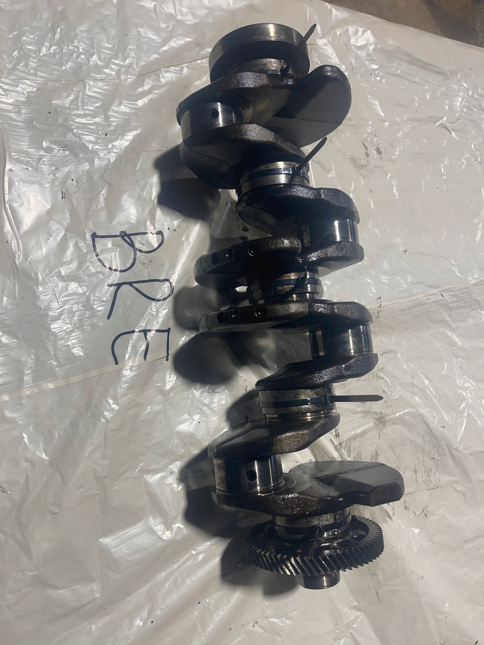 crank MOMINAL AUDI A4 B7 A6 C6 4F 2.0 TDI BPW BRE BRD BRF BNA