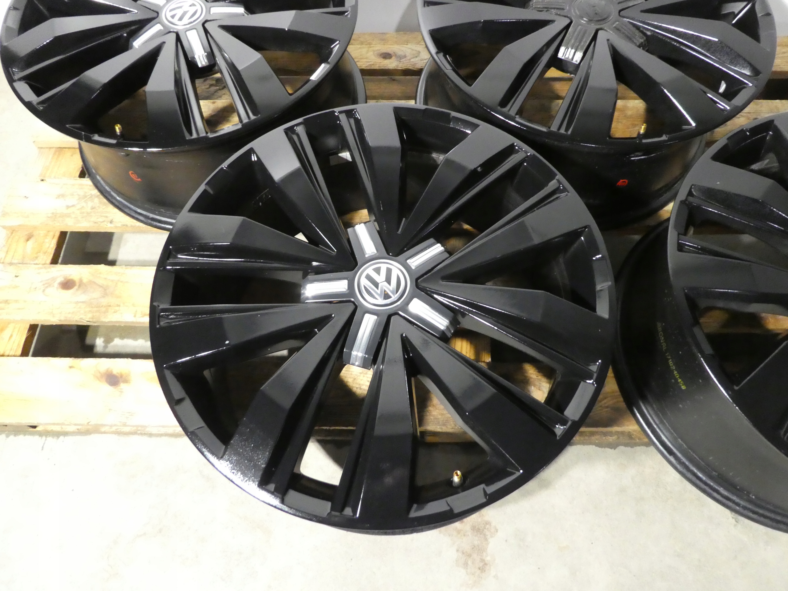 4X discs disc VW AMAROK 2H6601025F 5X120 20CALI