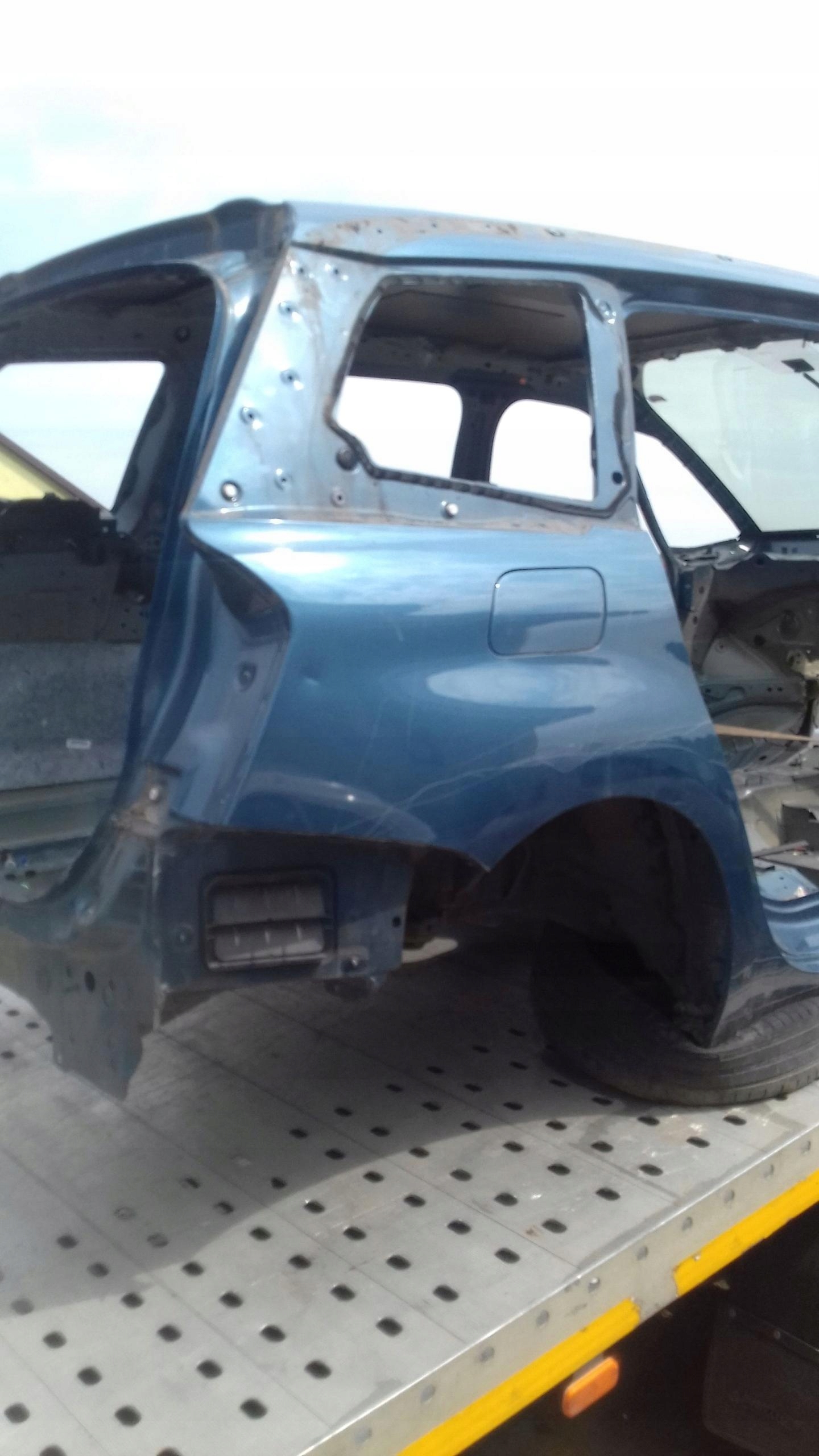 ĆWIARTKA BŁOTNIK PRAWY TYŁ C4 GRAND PICASSO II Producent części Citroen OE