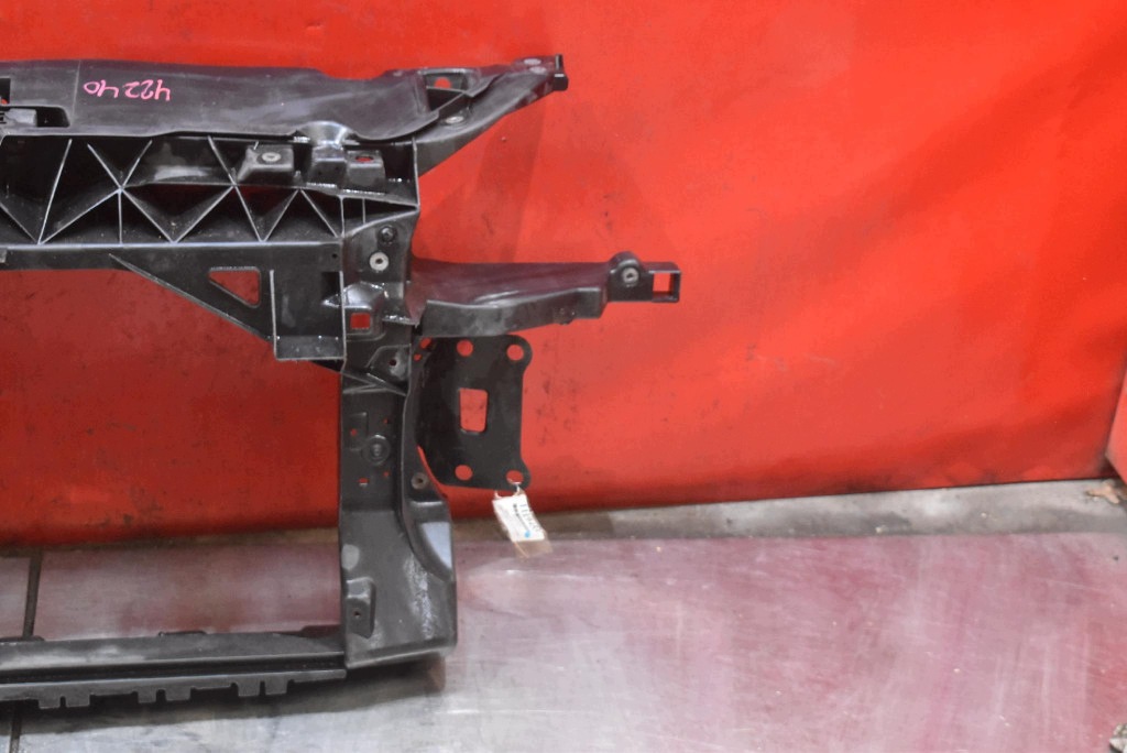 support panel for radiators pillar 5P0805588B 5P0805644 SEAT TOLEDO III 1.9 TDI 105 KM