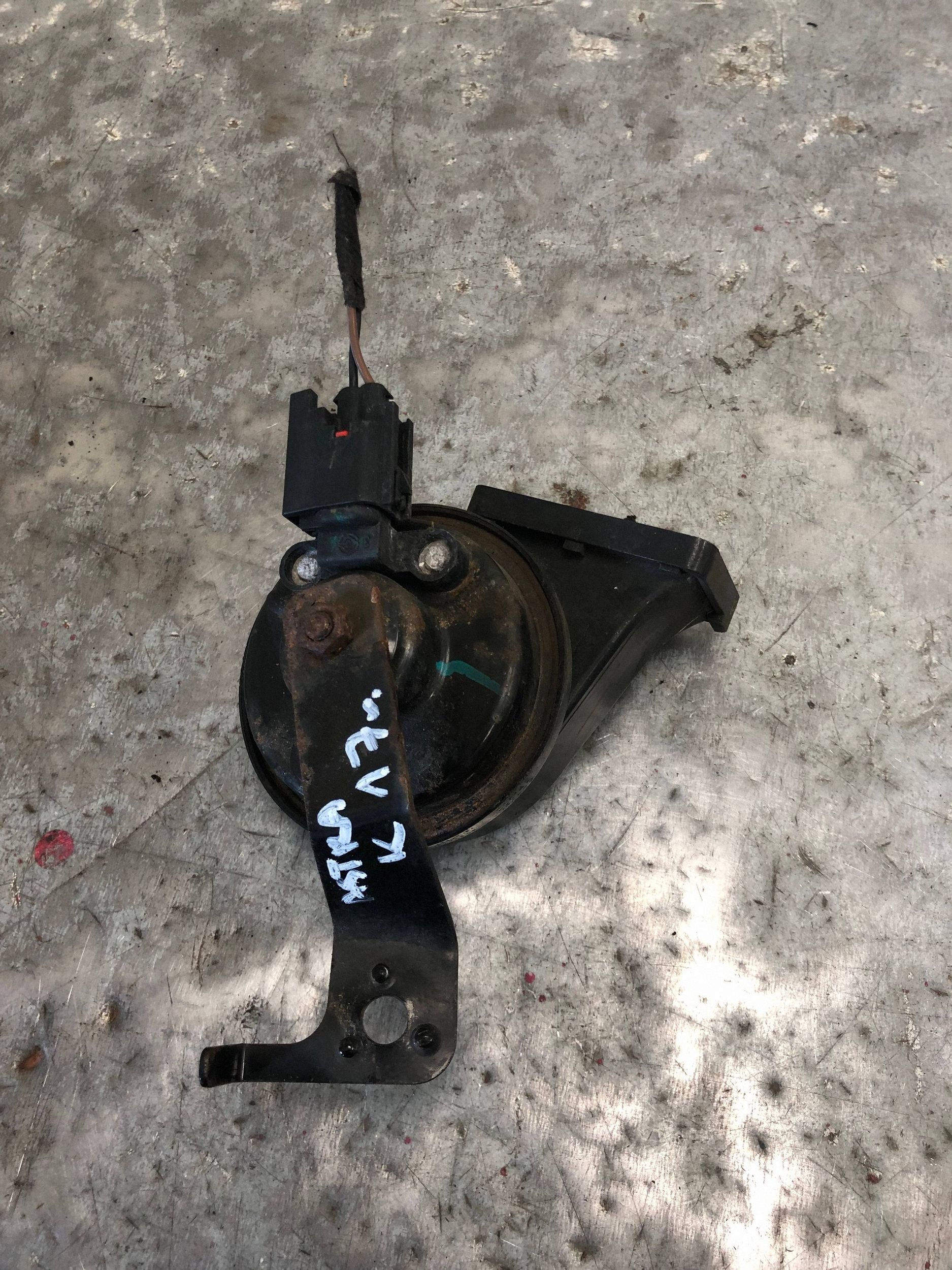 KLAKSON OPEL ASTRA K KOMBI 13479898