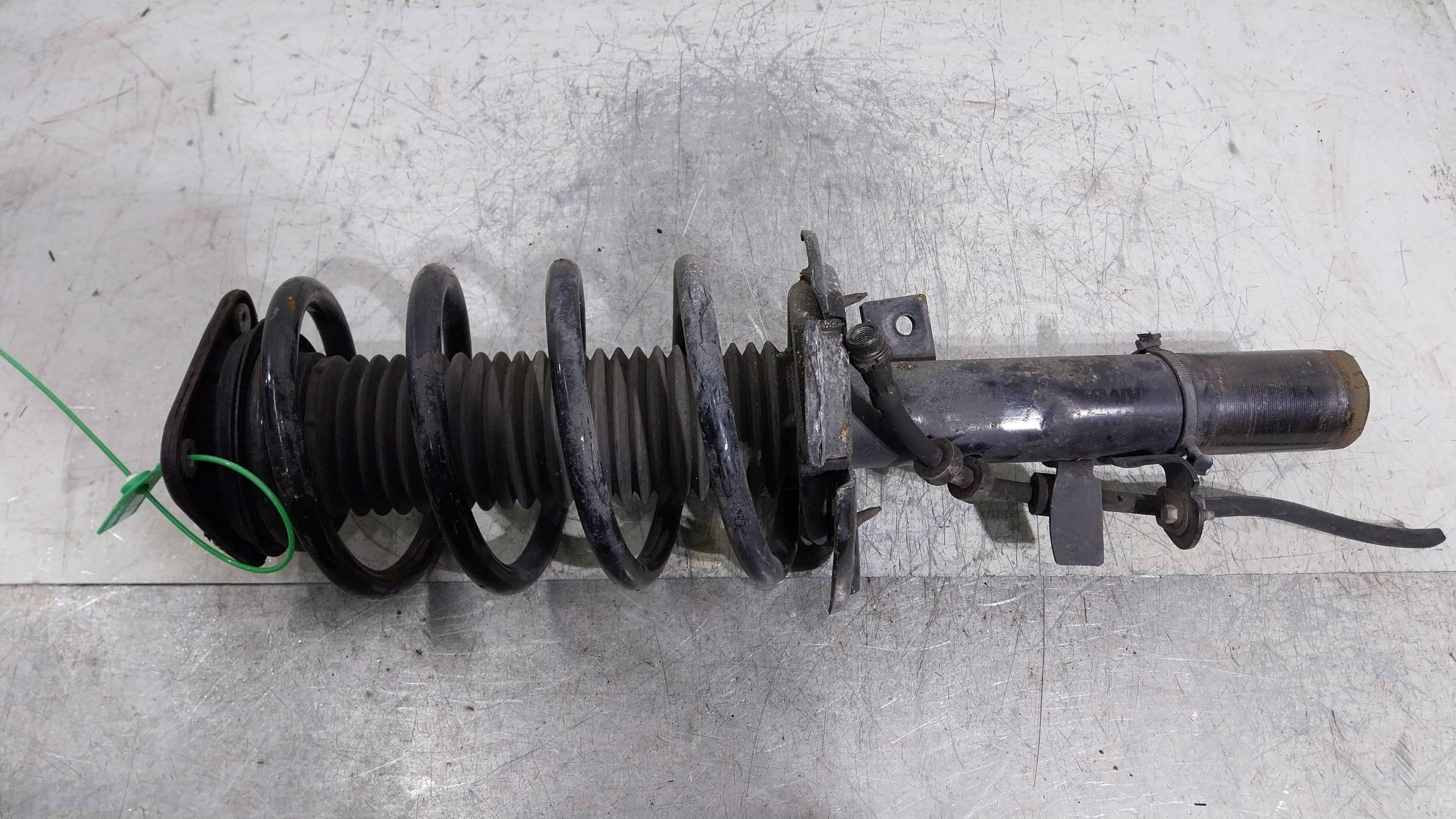 shock absorber left front BV61-18K001-KLB FORD FOCUS MK3 C-MAX MK2