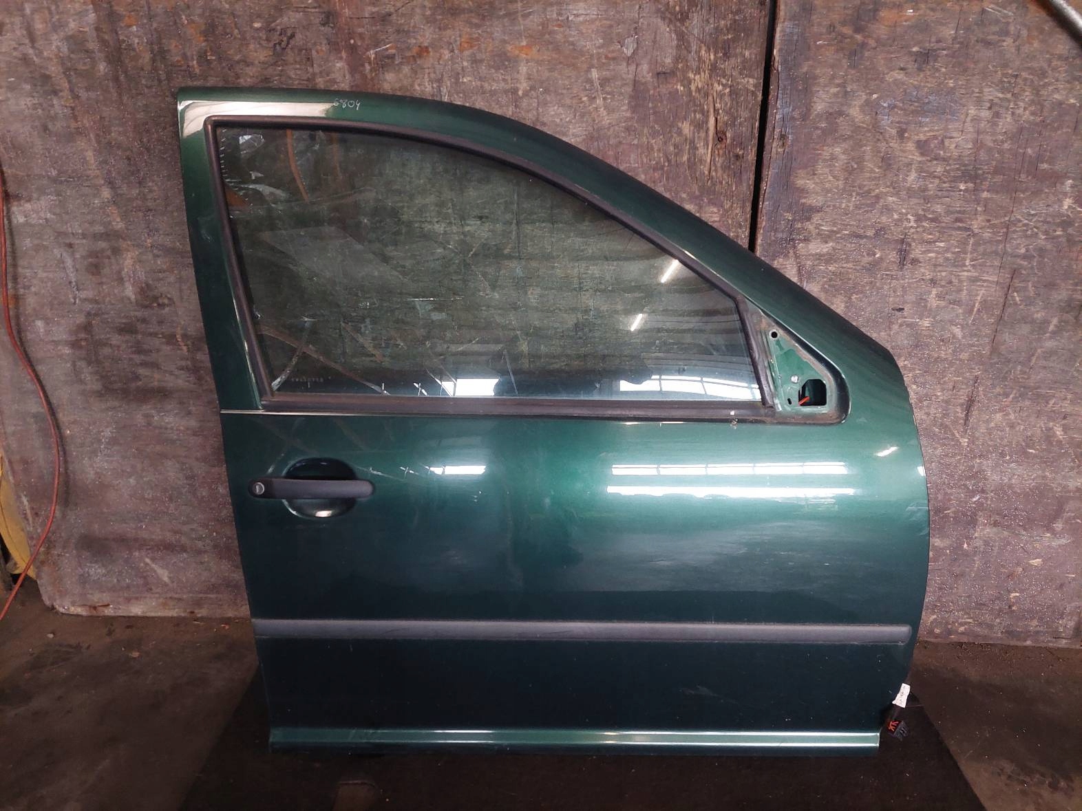 door complete right front VOLKSWAGEN BORA and LC6M sedan